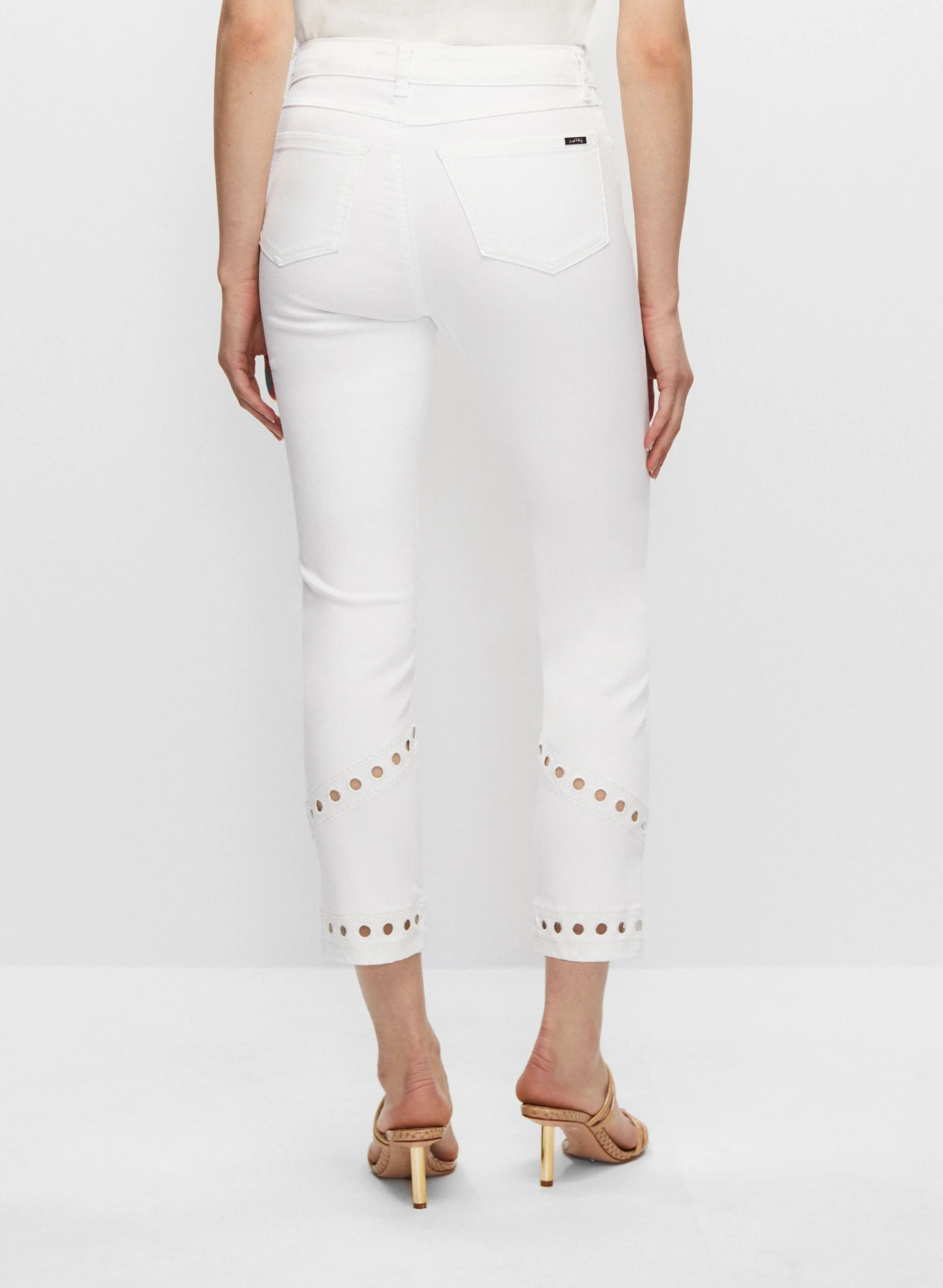 7/8 Eyelet Detail Jeans - Image 2