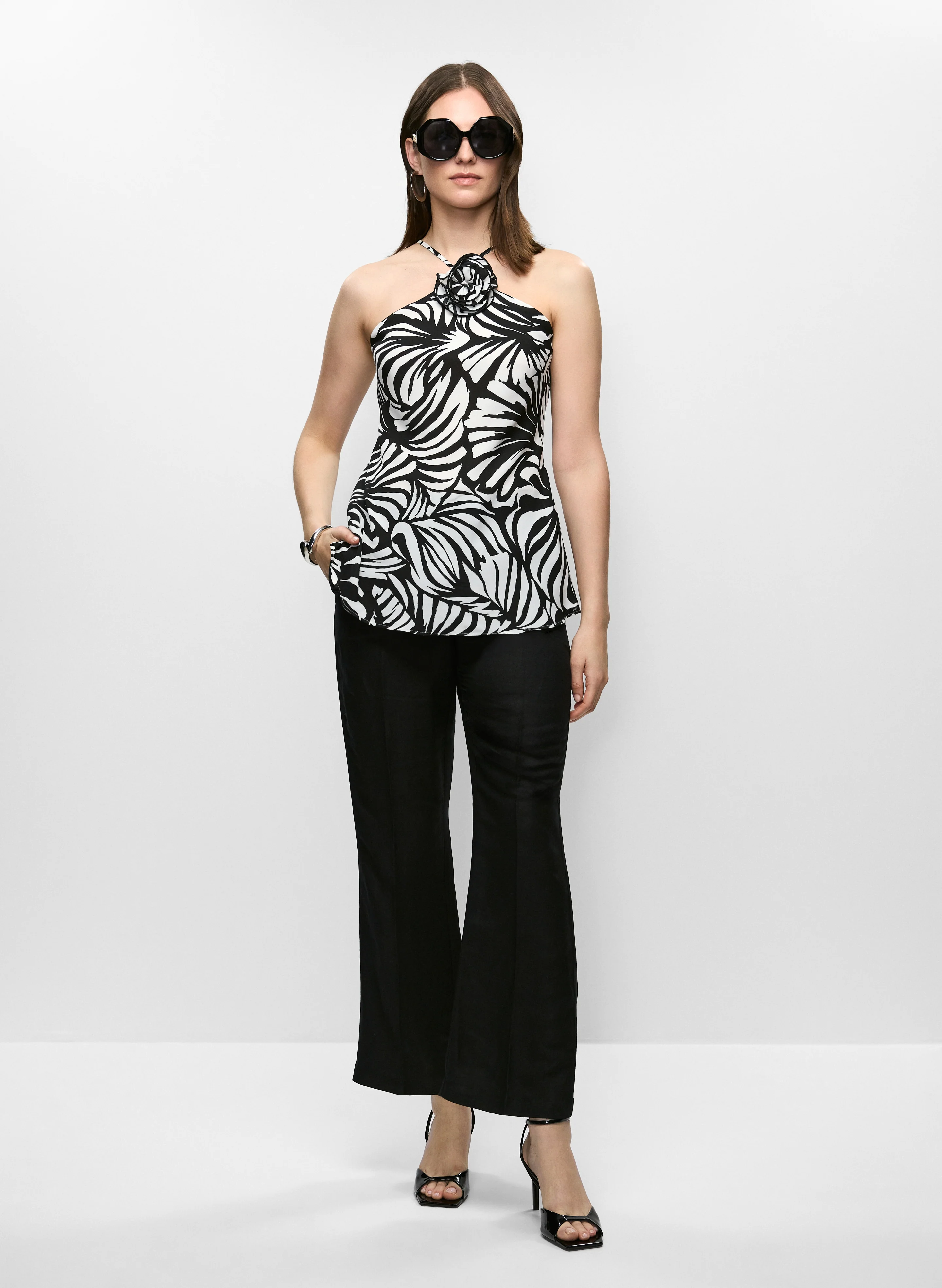 Abstract Rosette Halter Neck Blouse - Image 5