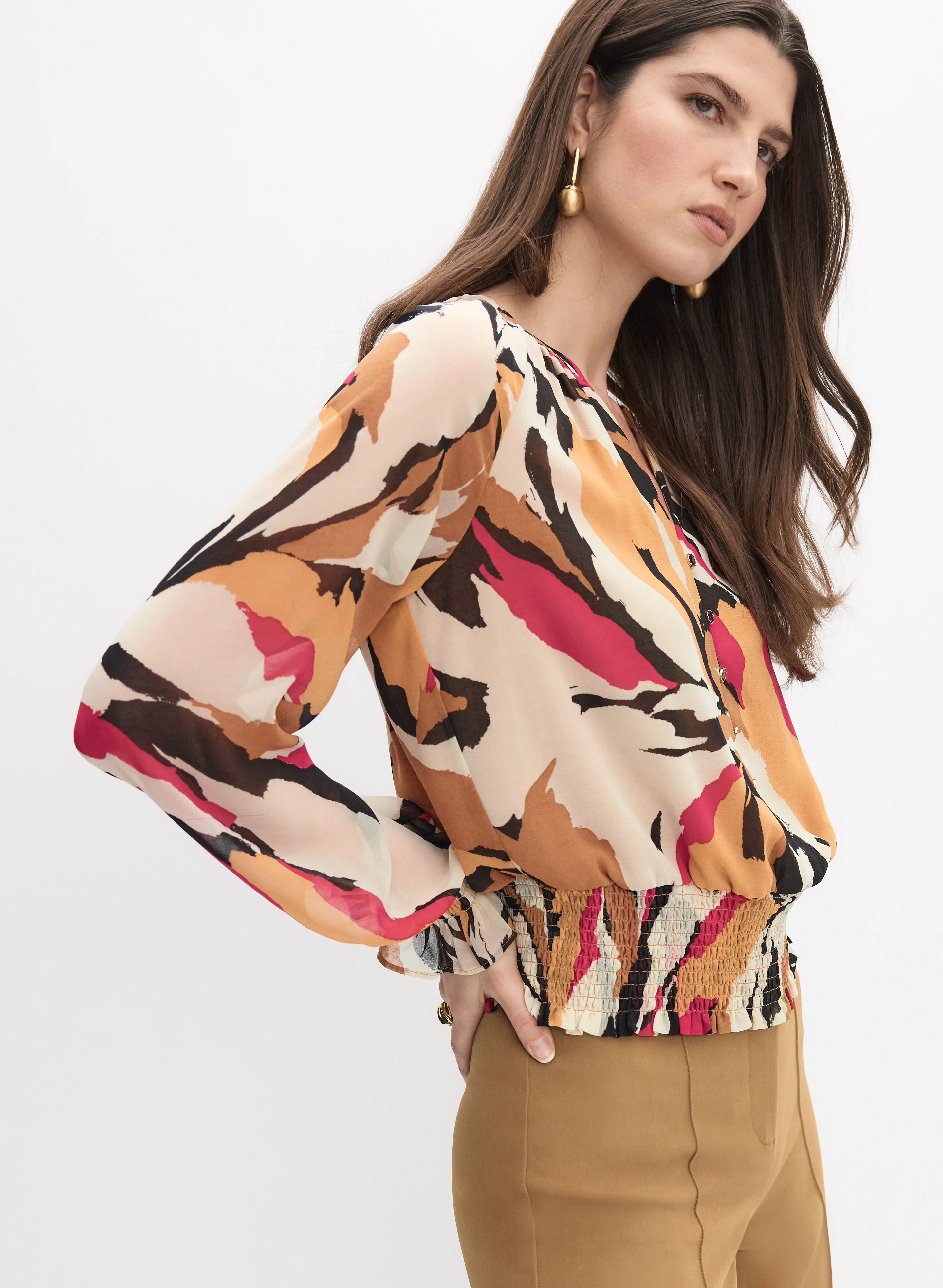 Abstract Smocked Detail Blouse - Image 5