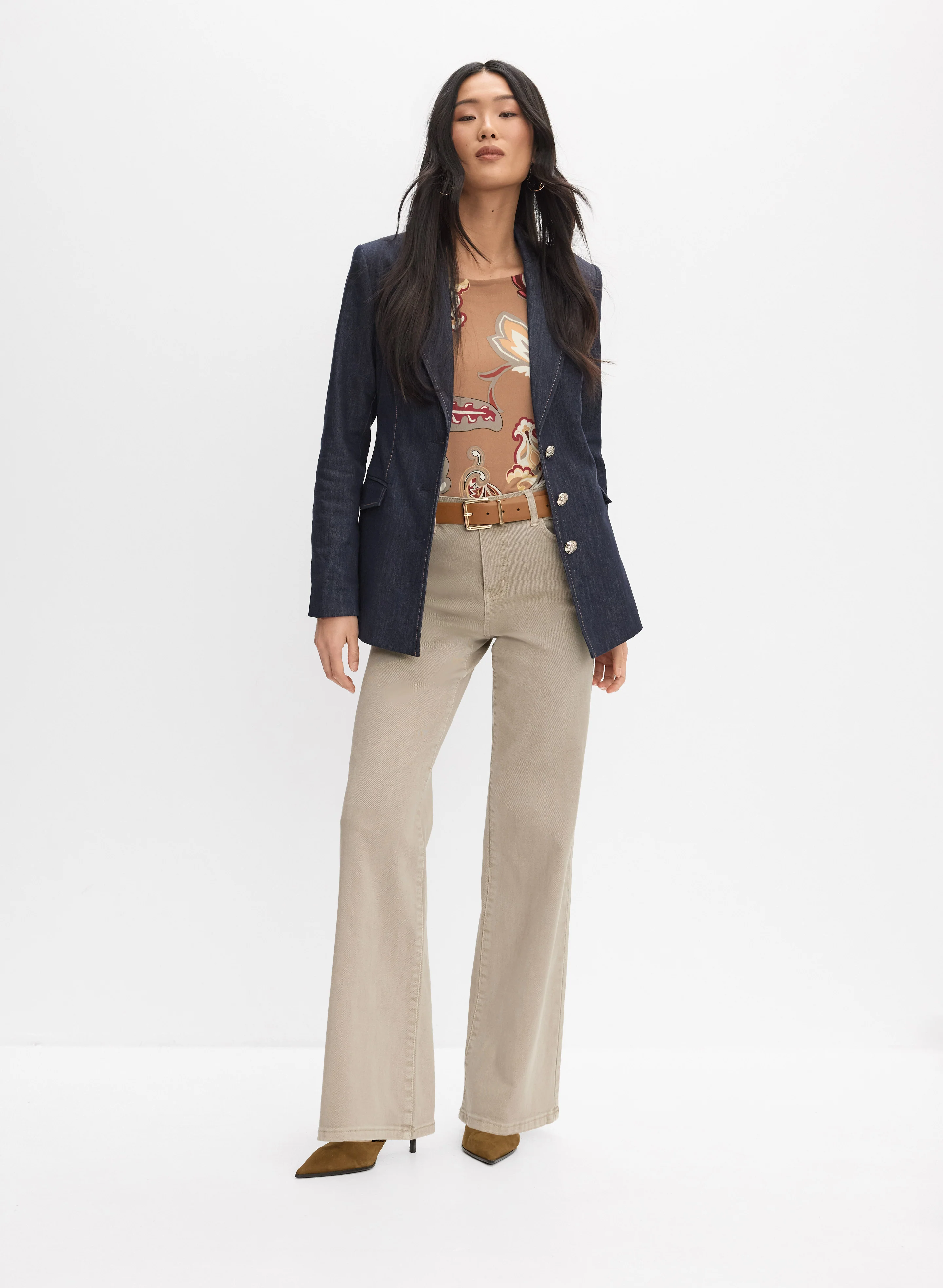 Buttoned Denim Jacket & Trouser Leg Jeans