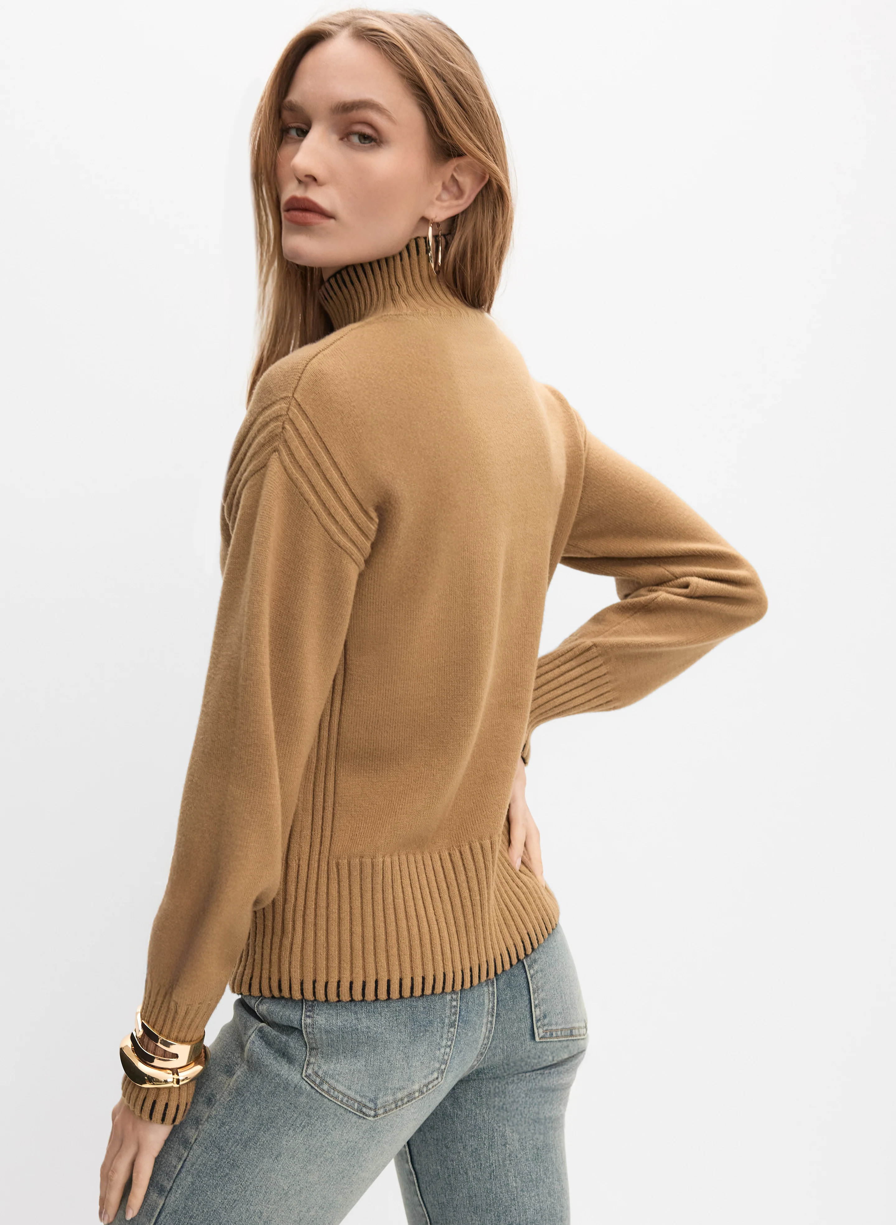 Contrast Stitch Sweater - Image 4