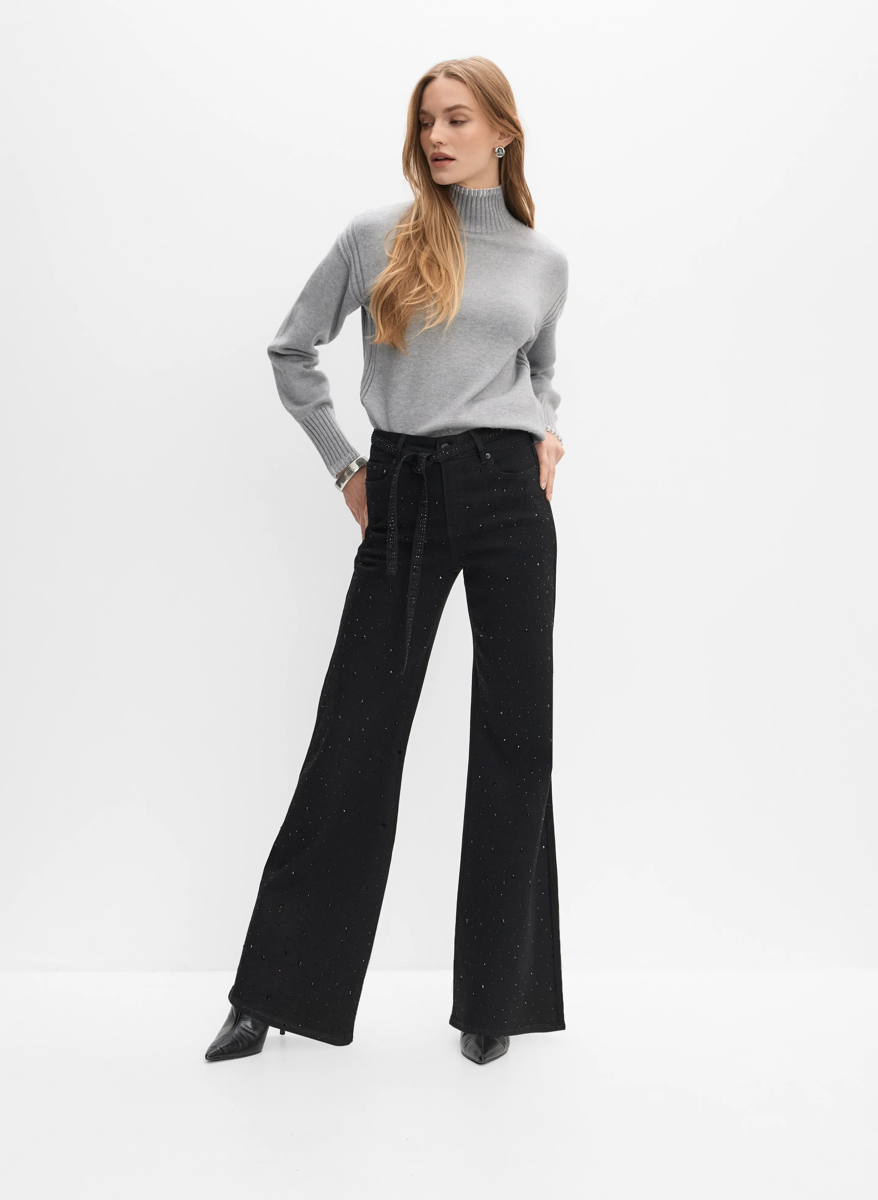 Contrast Stitch Sweater - Image 3