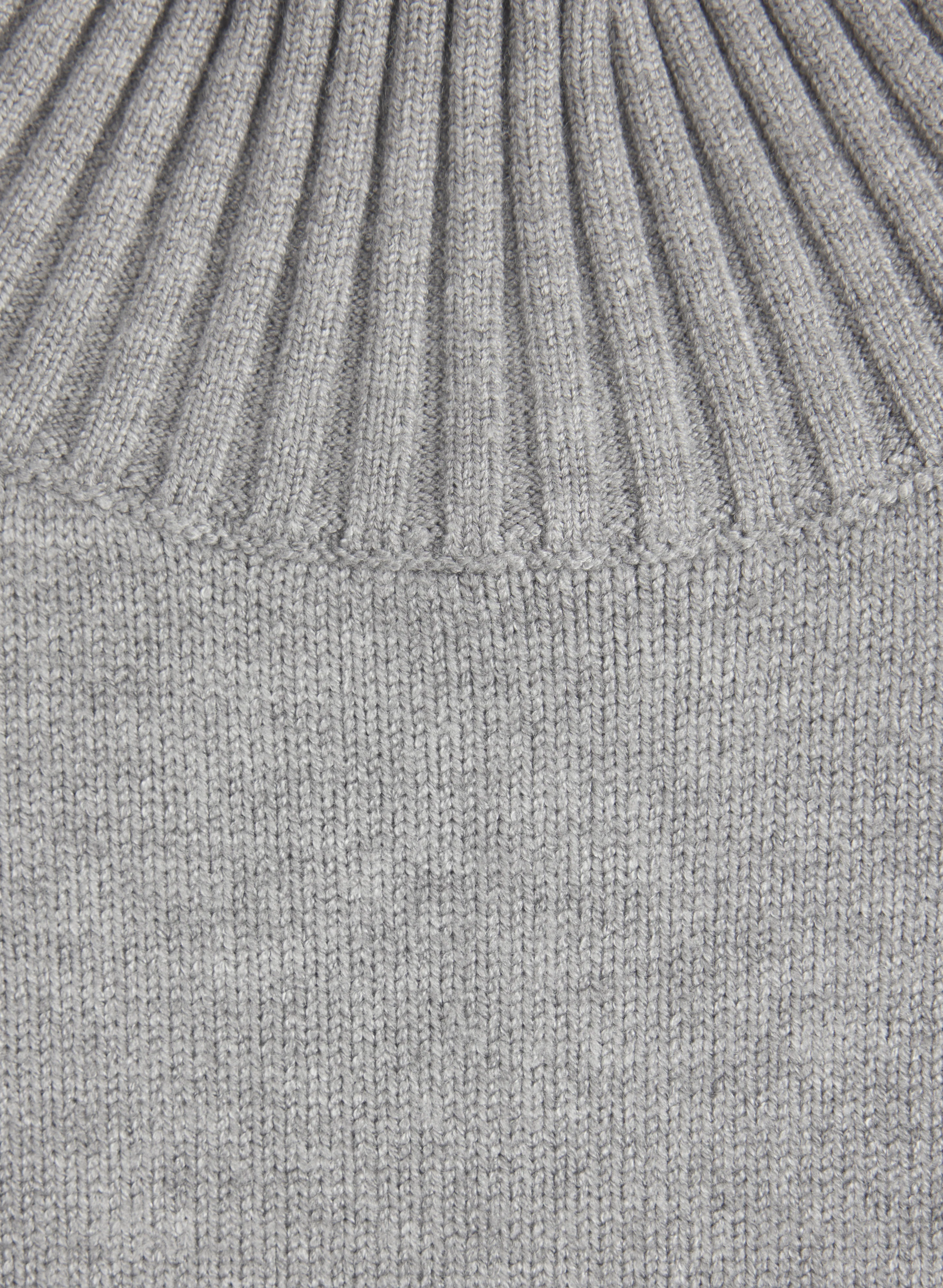 Contrast Stitch Sweater - Image 7