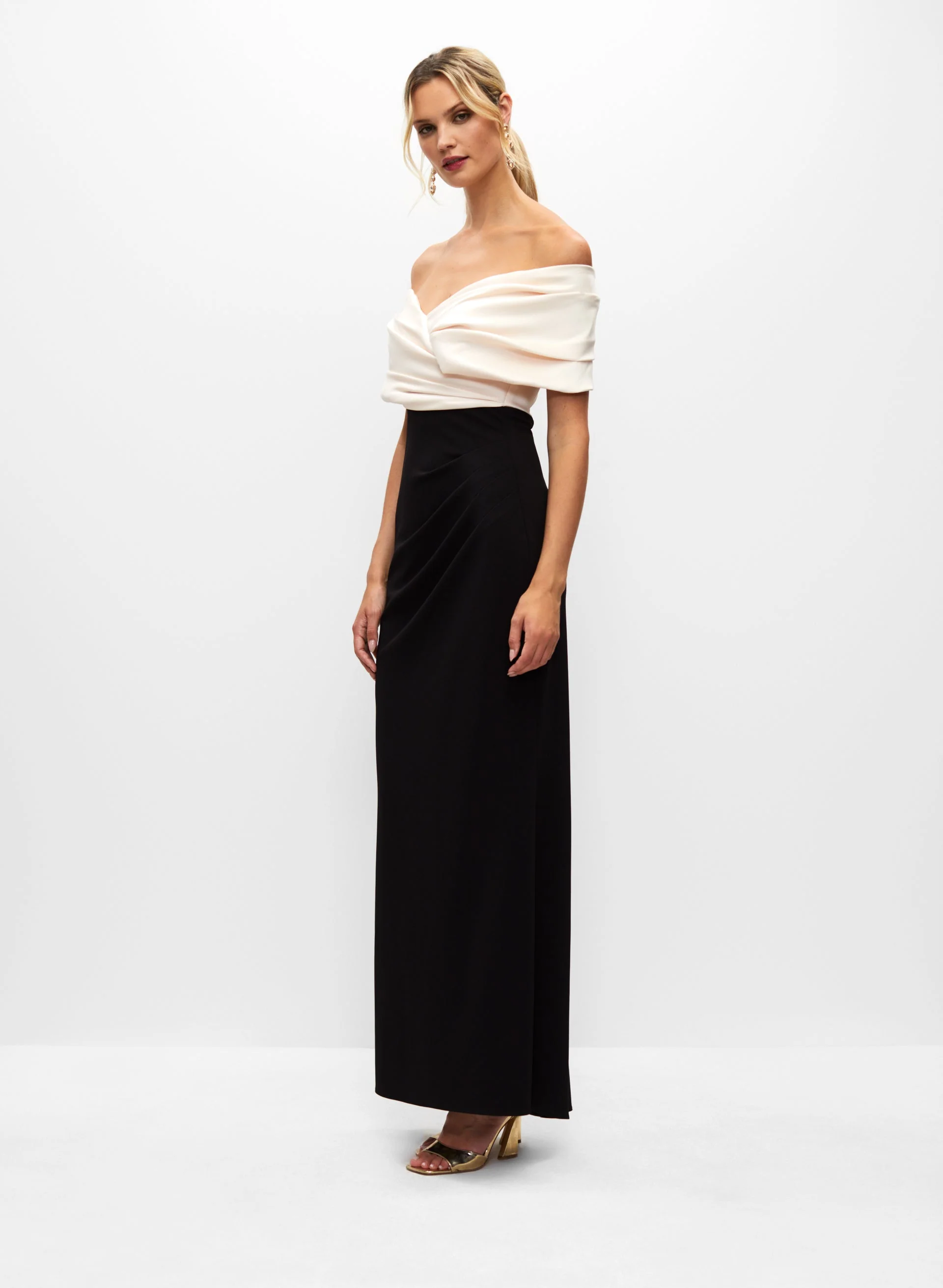 Contrast Sweetheart Wrap Neck Dress - Image 3