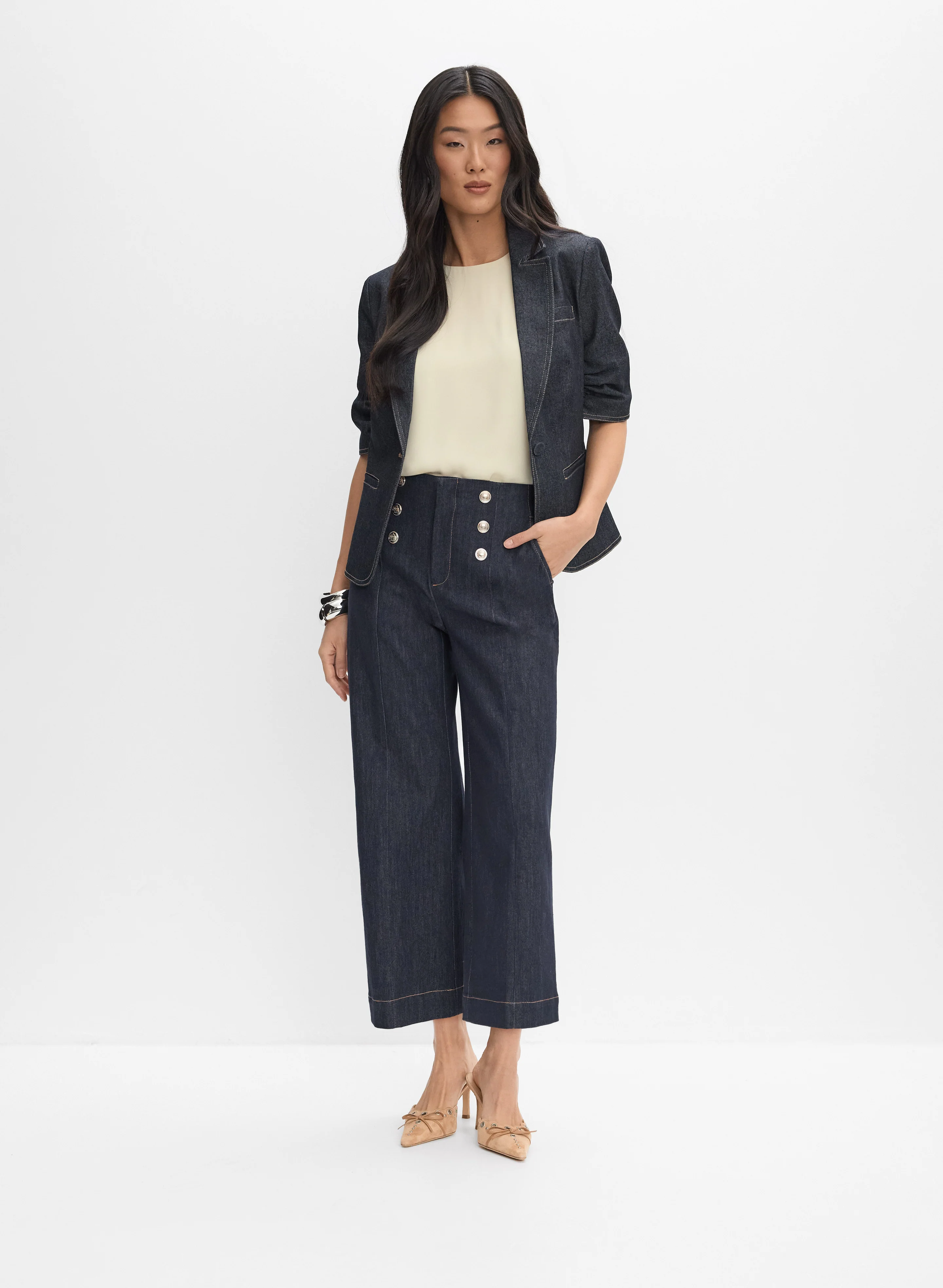 Denim Short-Sleeve Blazer et Button Detail Culotte Pants