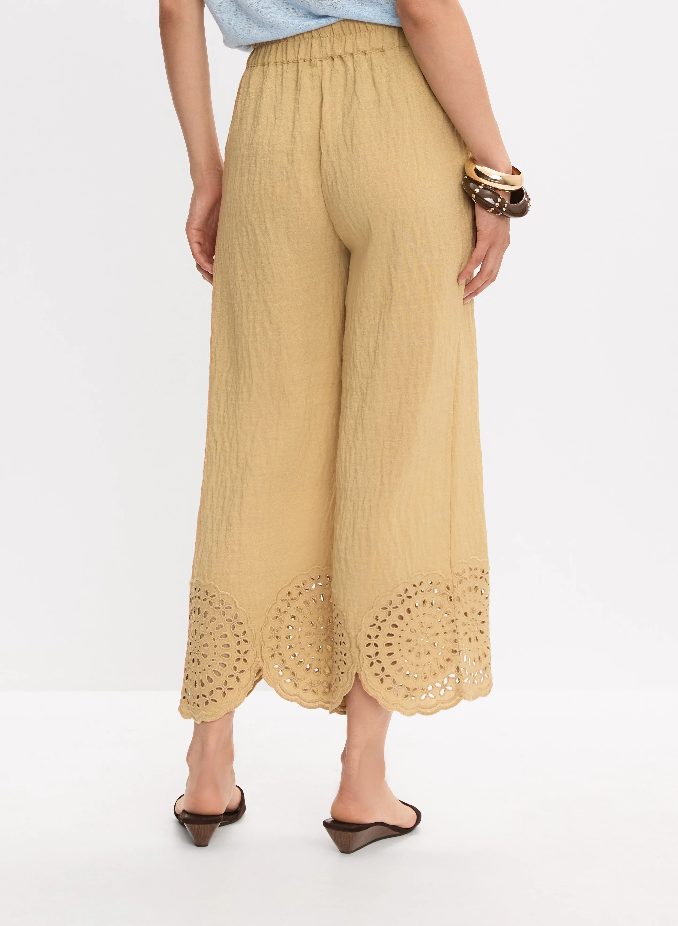 Embroidered Wide-Leg Capris - Image 3