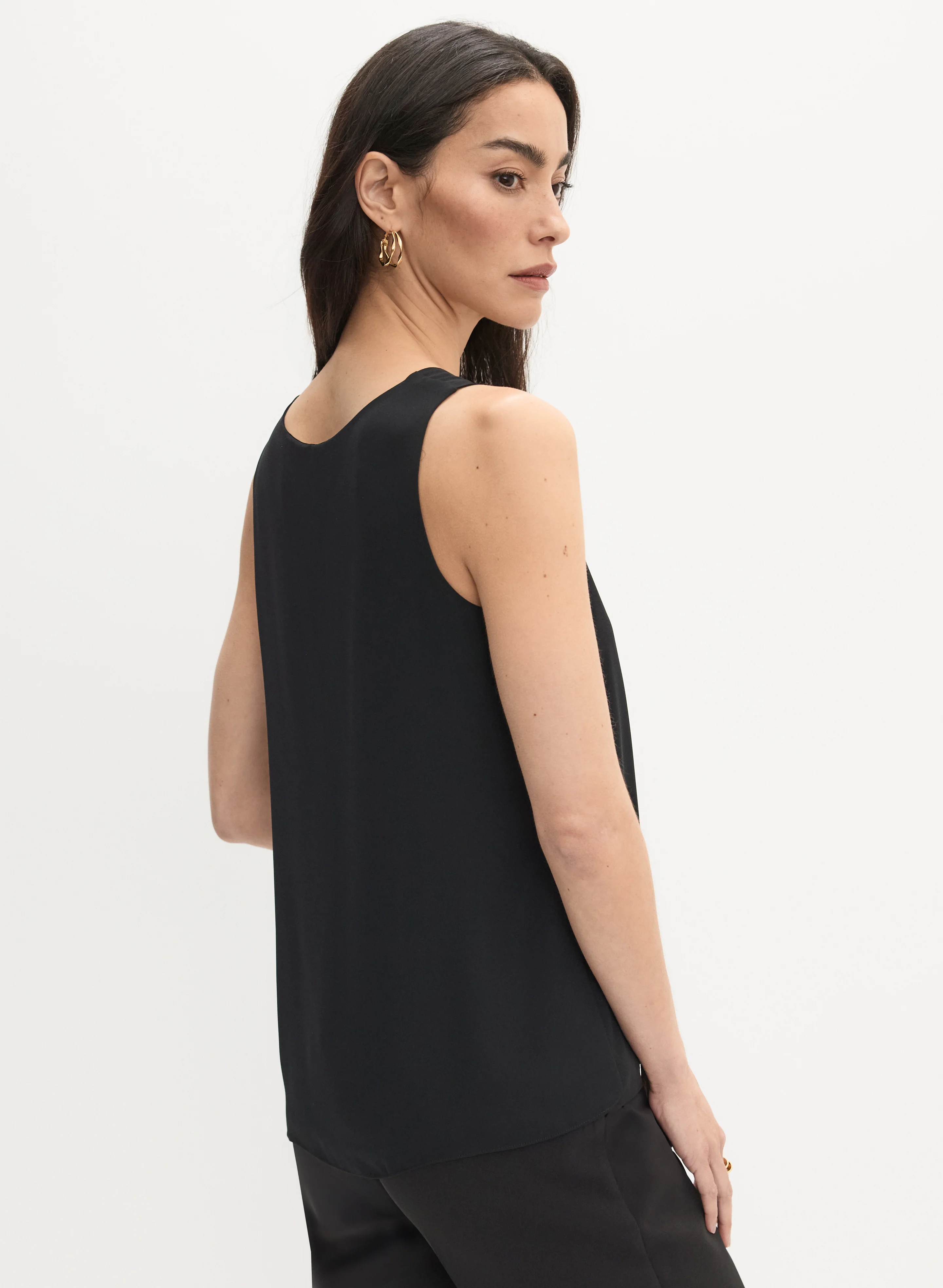 Essential V-Neck Cami - Image 5