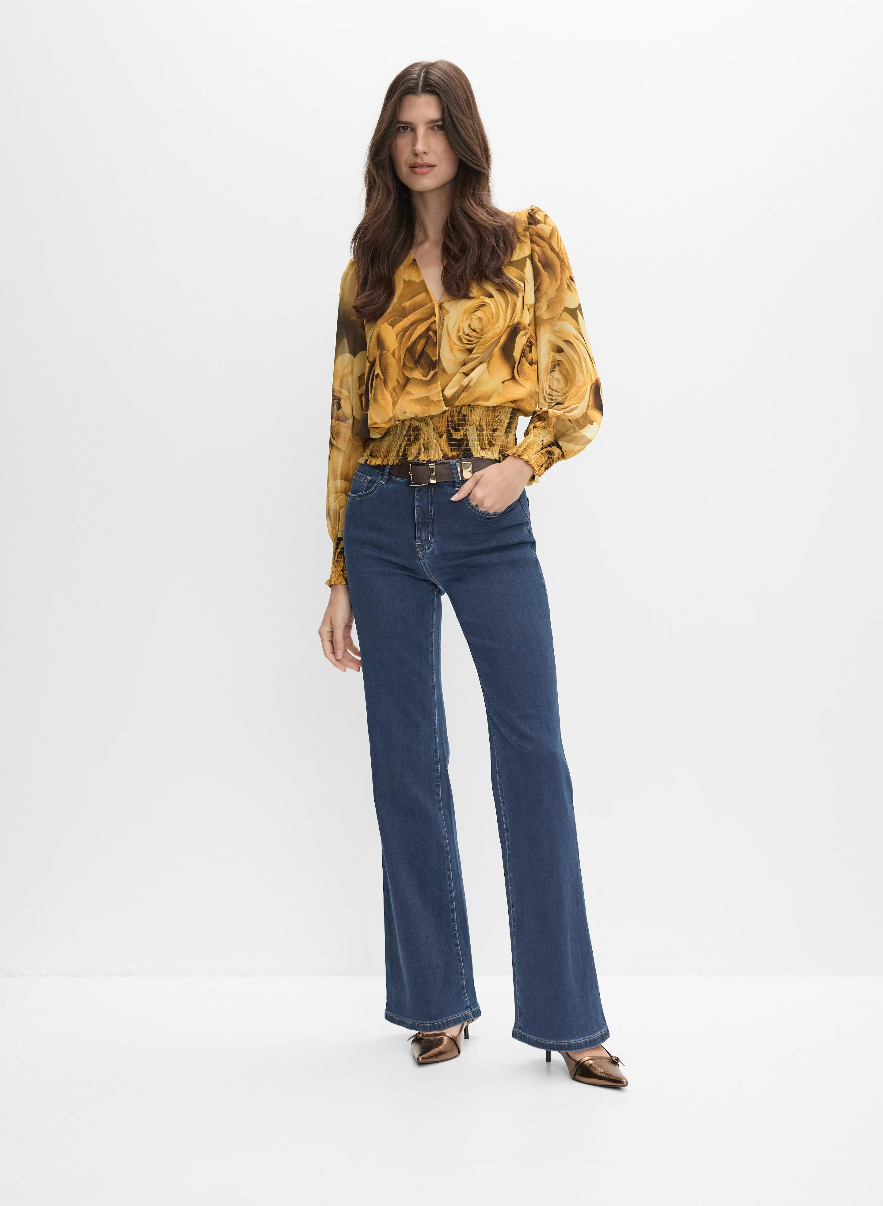 Flare-Leg Jeans - Image 3