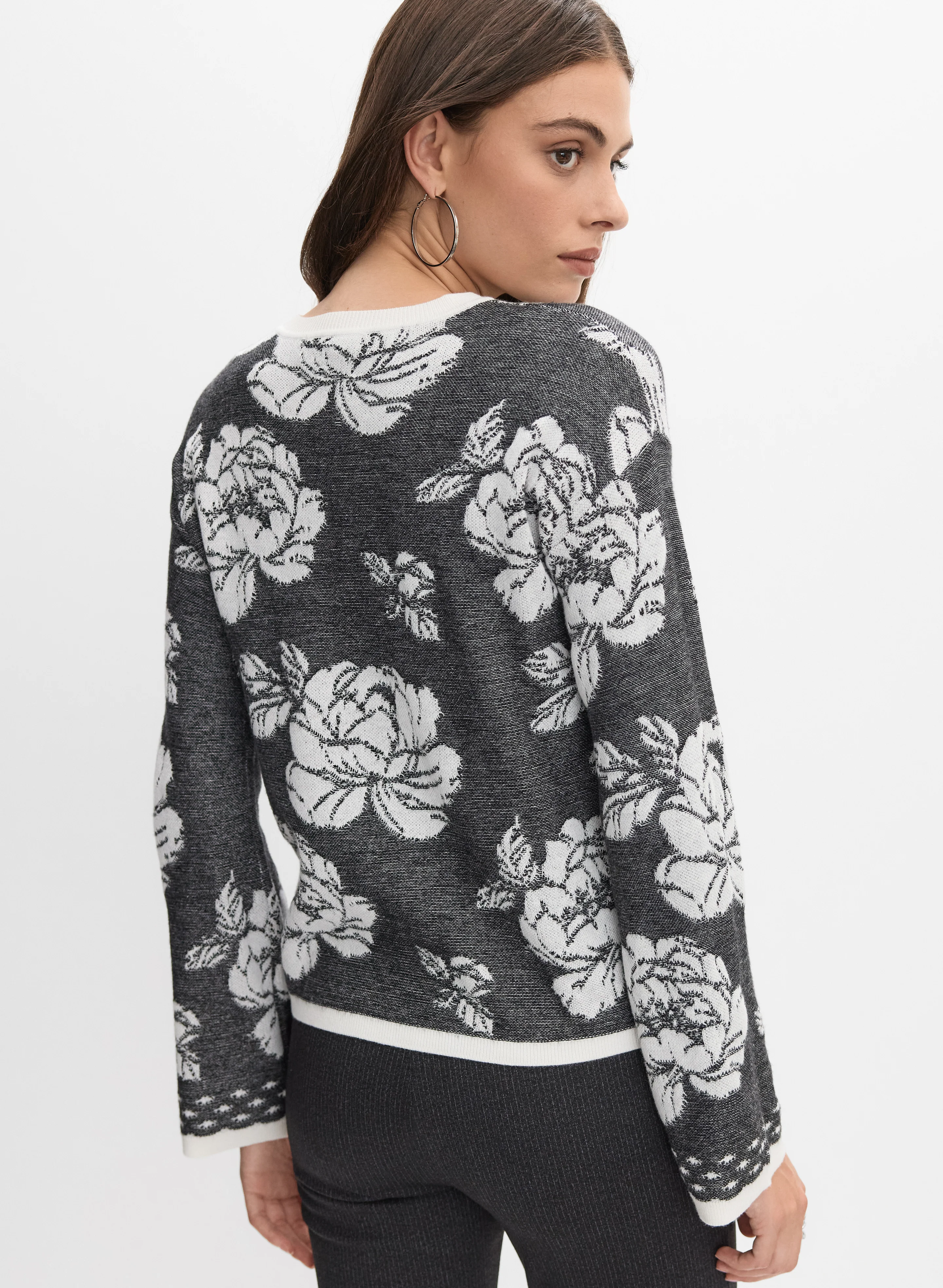 Floral Crew Neck Sweater - Image 4