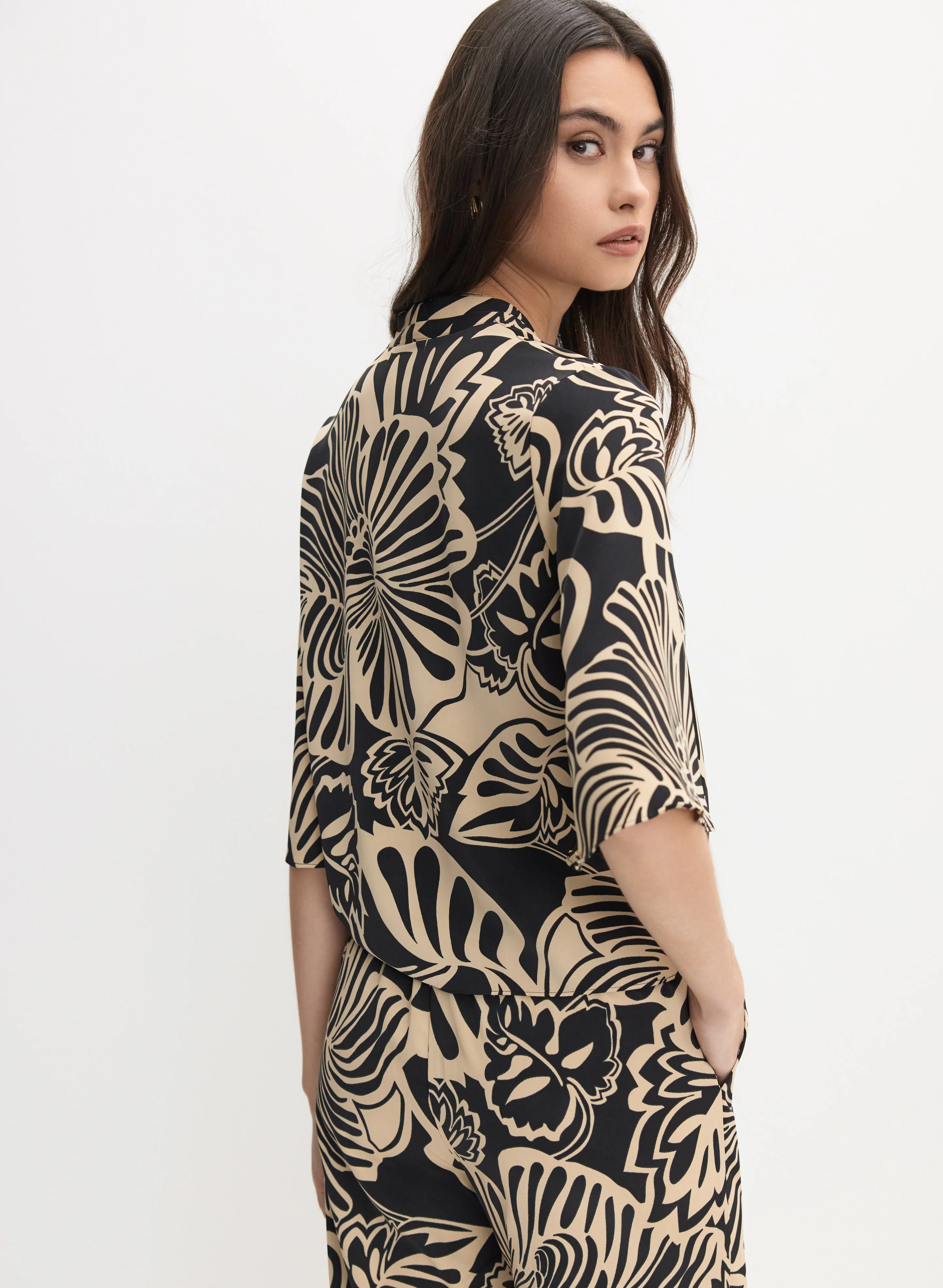 Graphic Floral Tied-Hem Top - Image 6