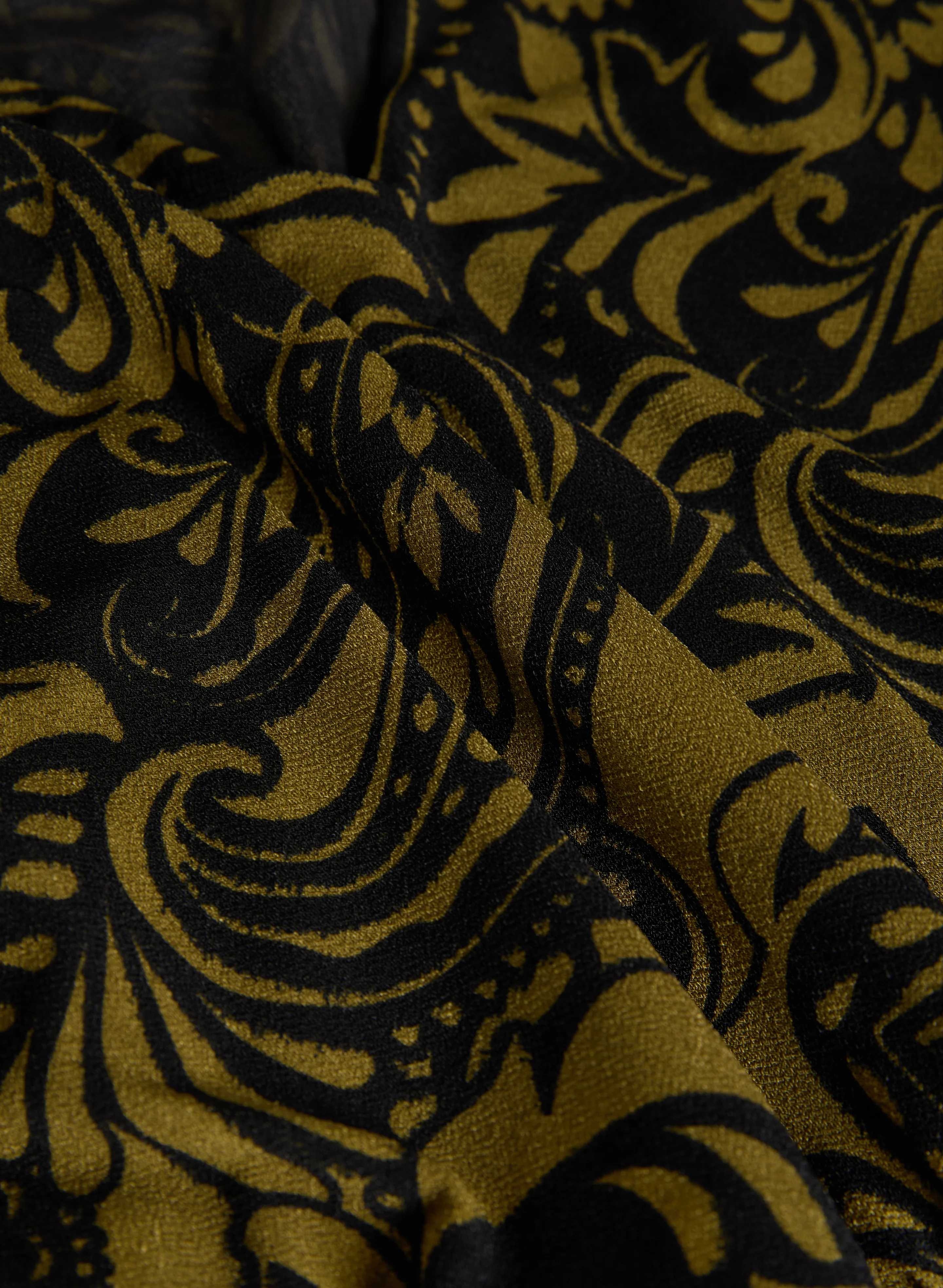 Graphic Paisley Print Top - Image 7