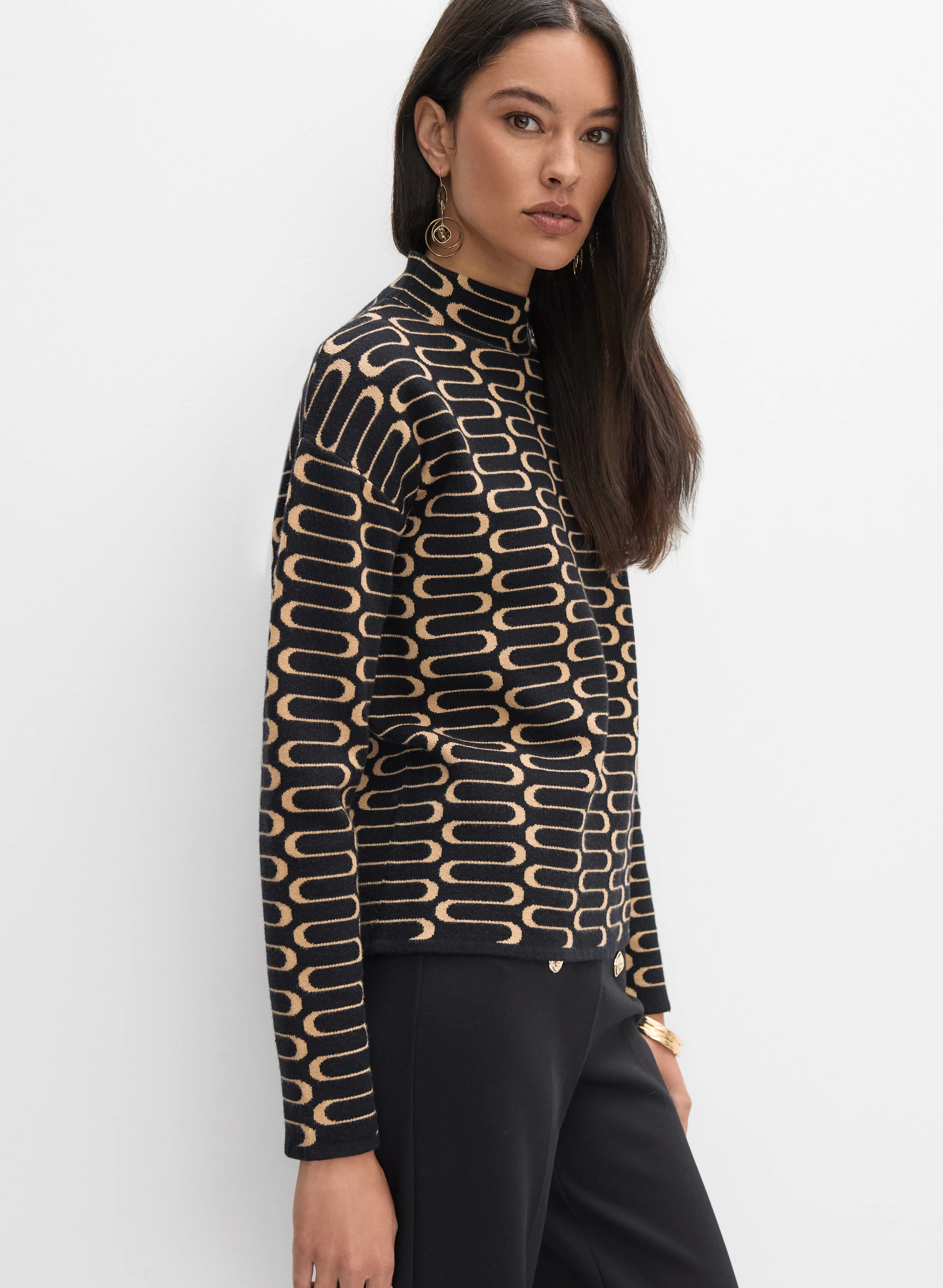 Jacquard Pattern Pullover - Image 5