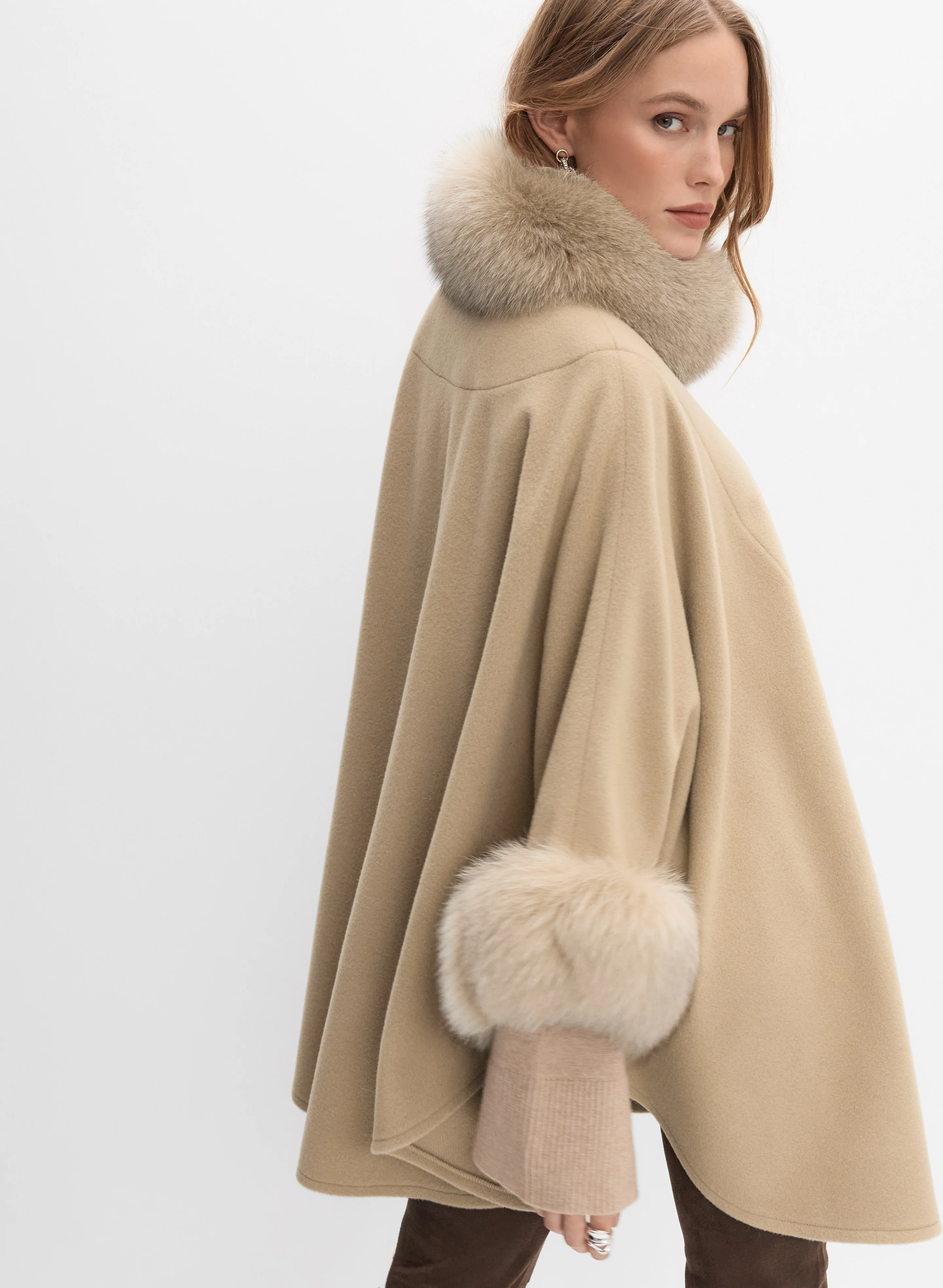 Mallia - Fur Trim Wool-Blend Cape - Image 4