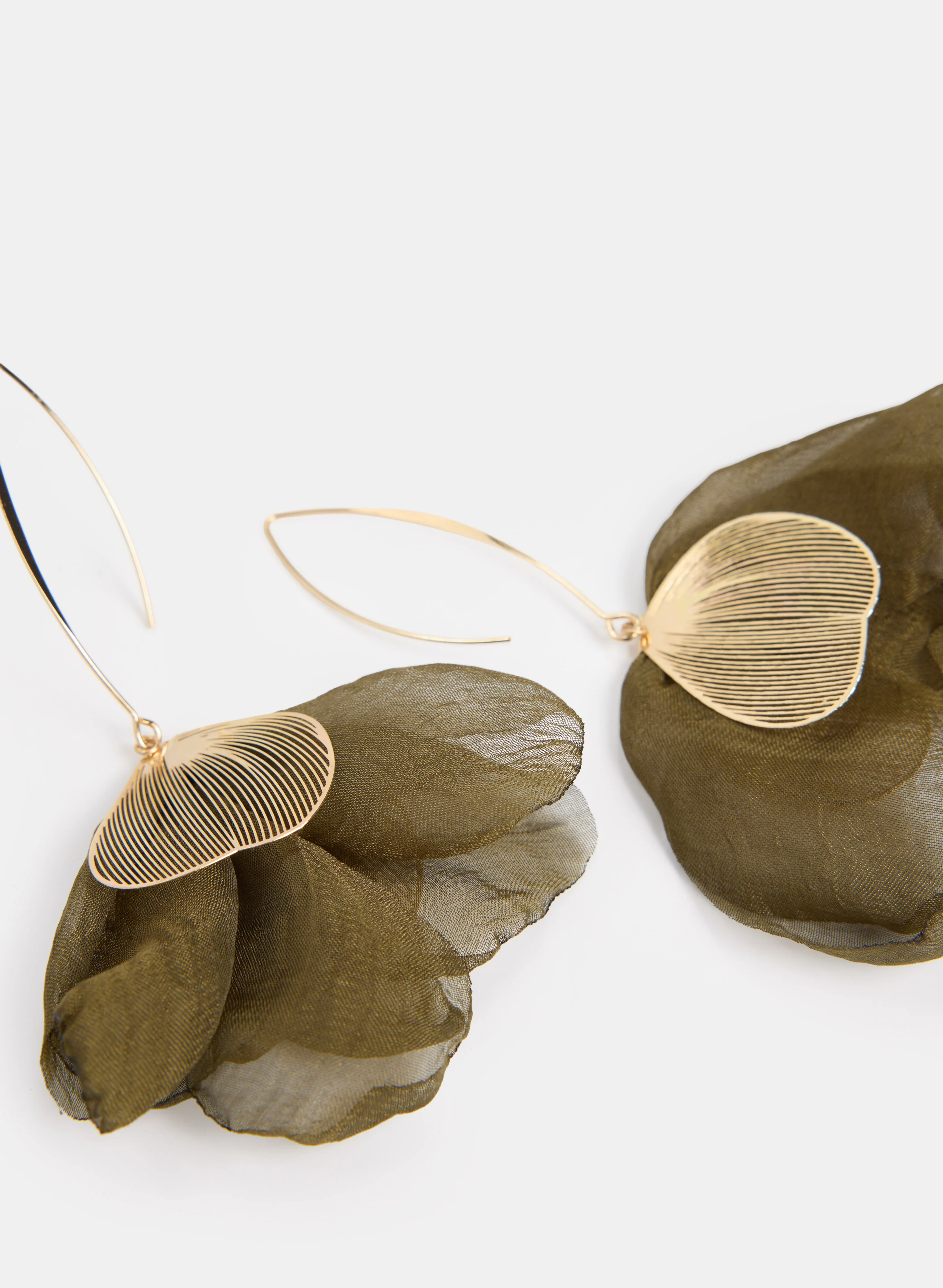 Mesh Petal Drop Earrings - Image 2