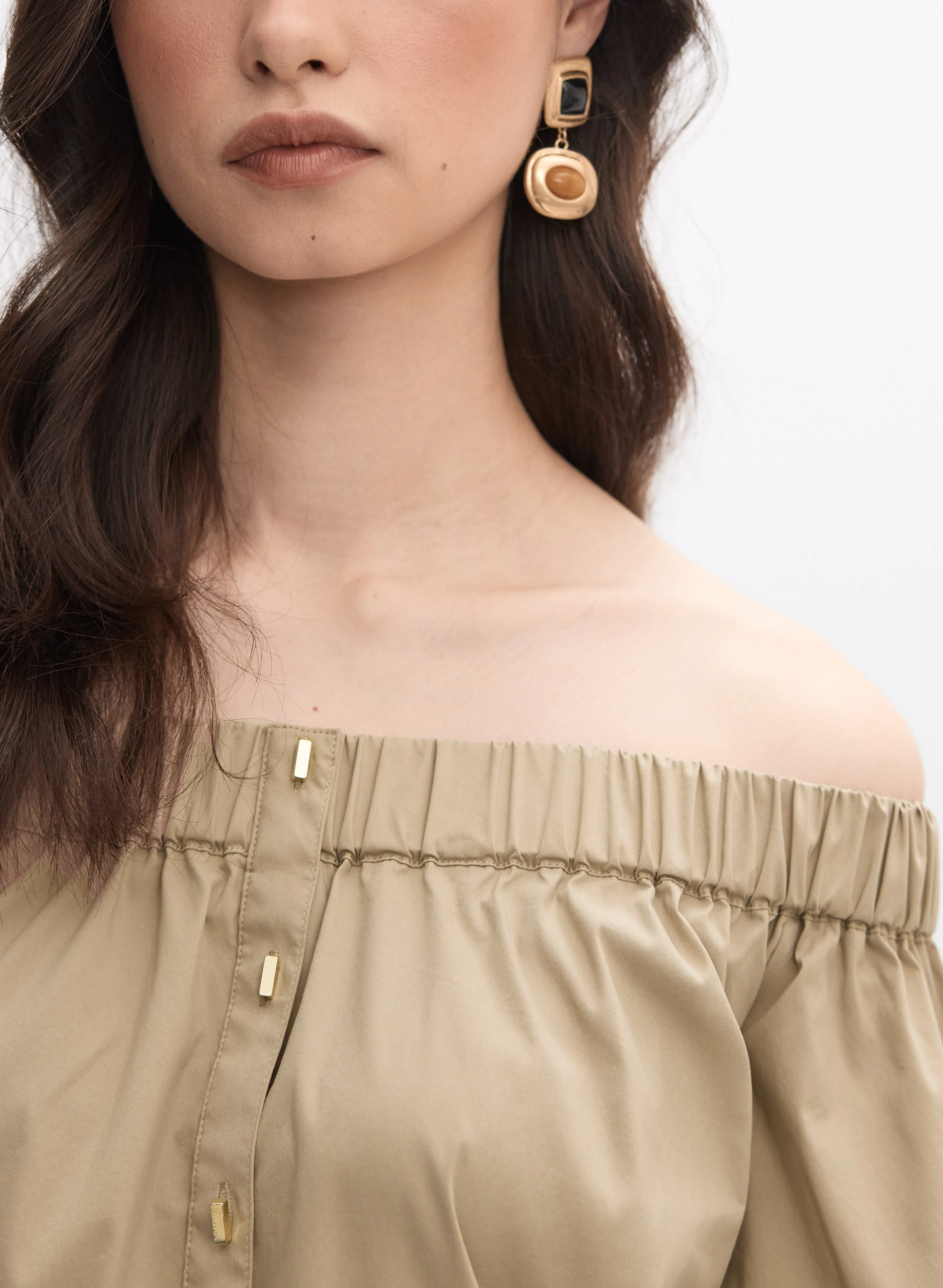 Off-The-Shoulder Blouse - Image 5