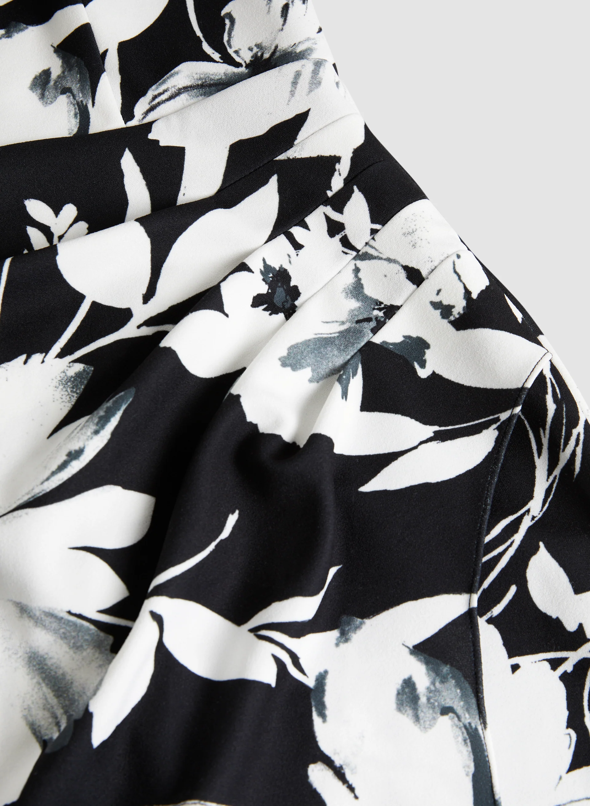 BA Nites - Off-the-Shoulder Floral Dress - Image 7