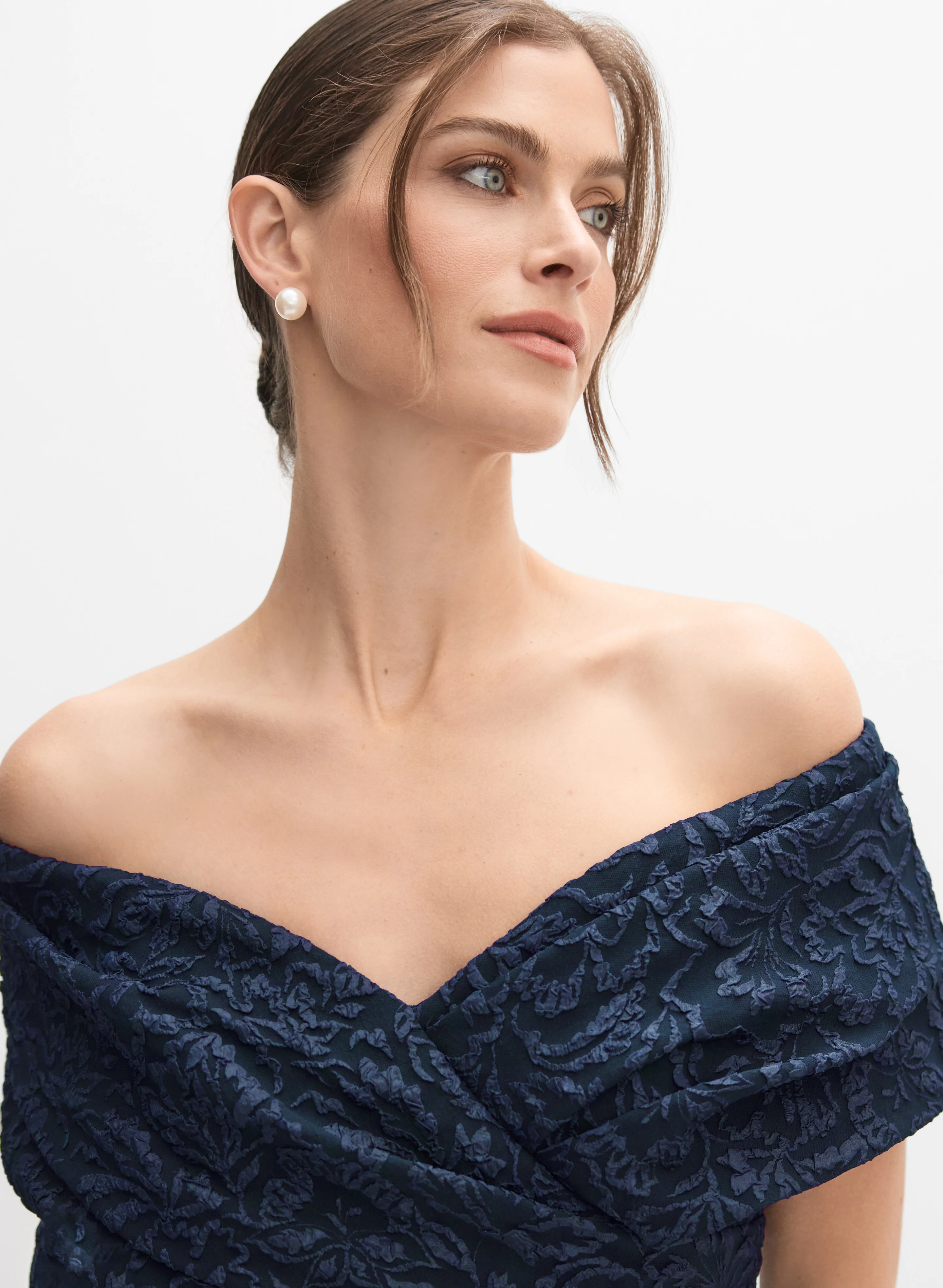 Off-The-Shoulder Jacquard Dress - Image 2