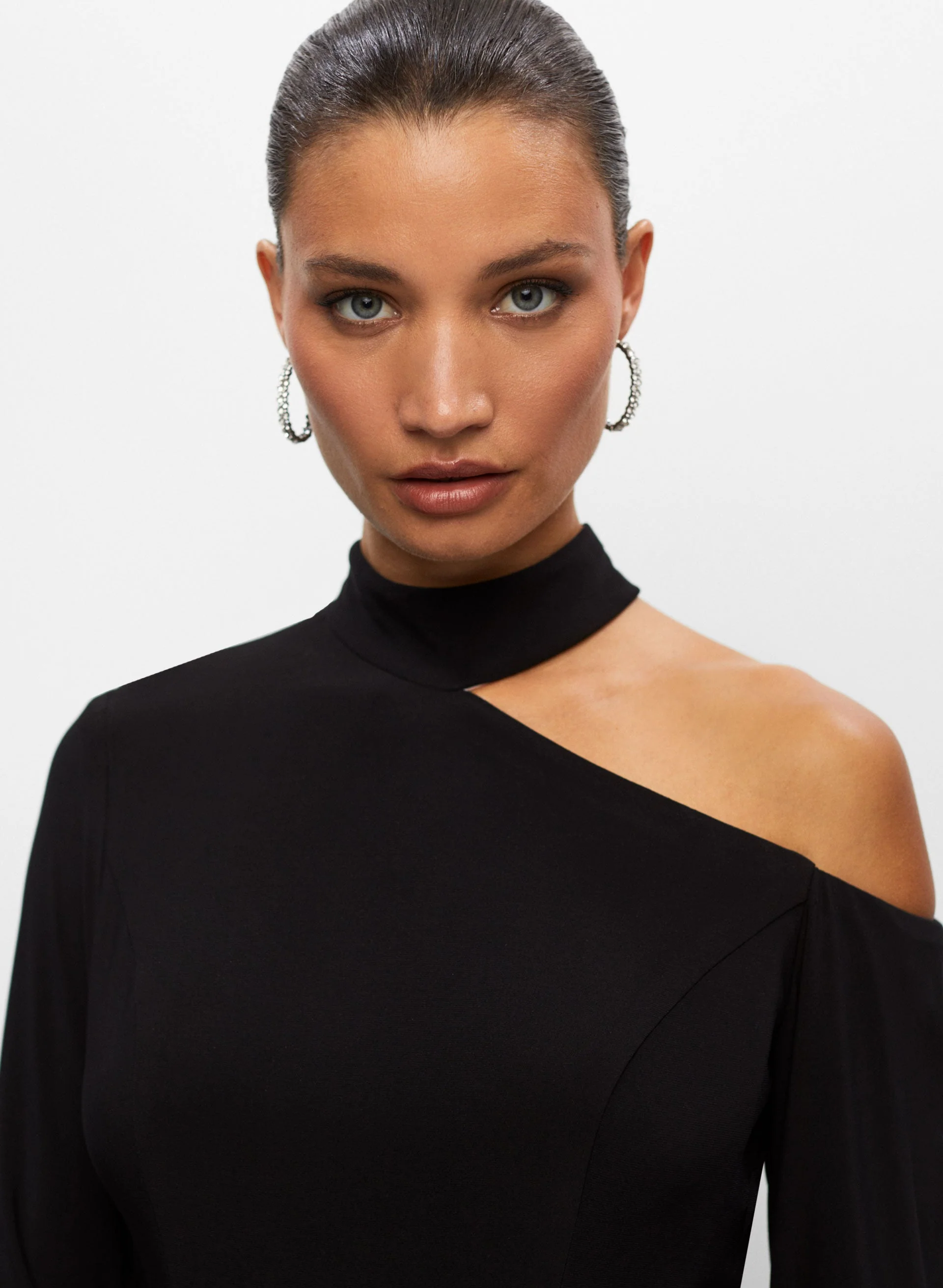 Open Shoulder Dress - Image 2