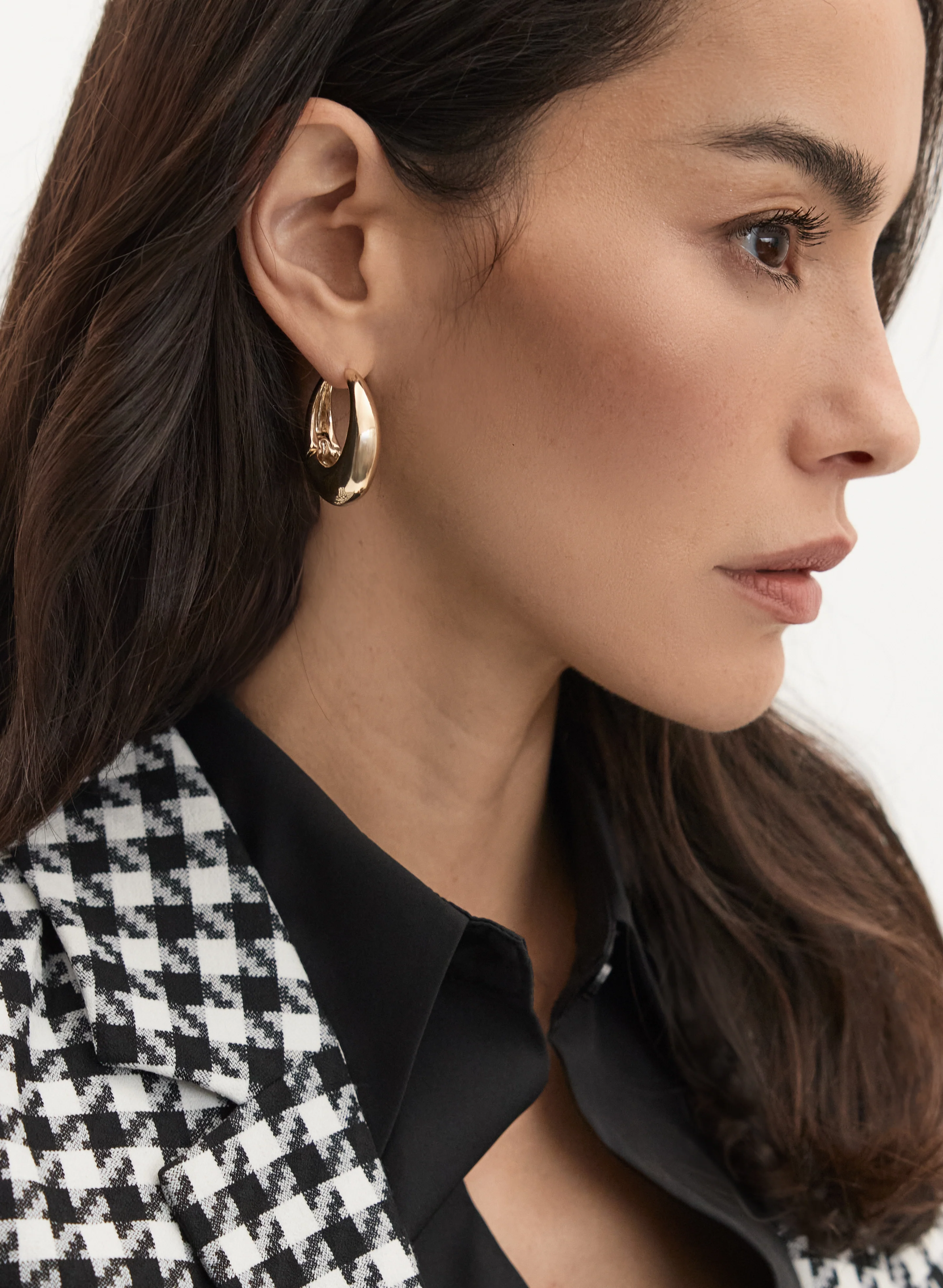 Oval Hoop Earrings - Image 2