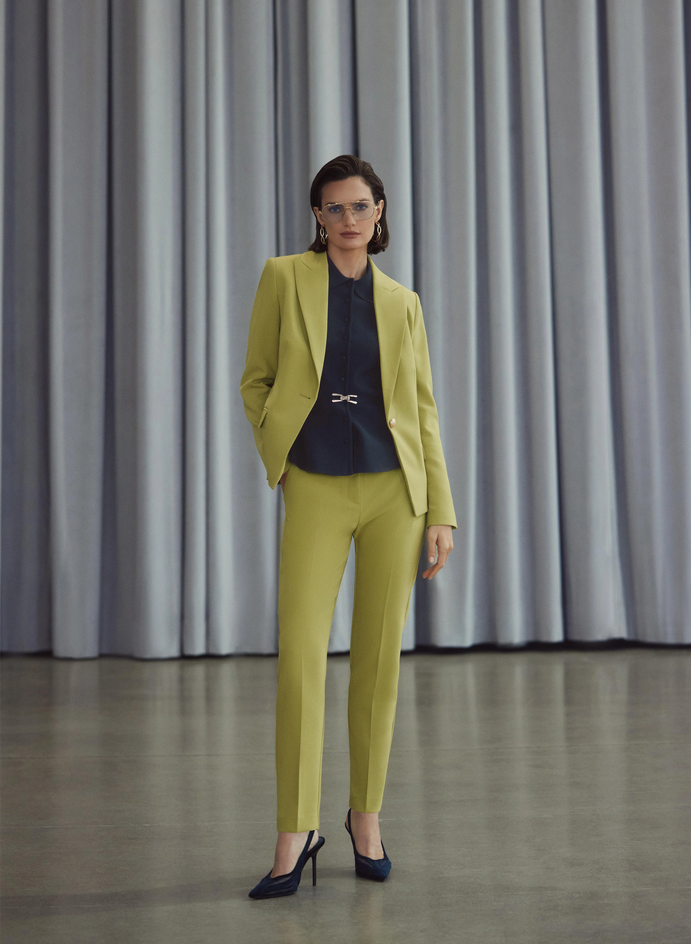 Peaked Lapel Blazer - Image 3