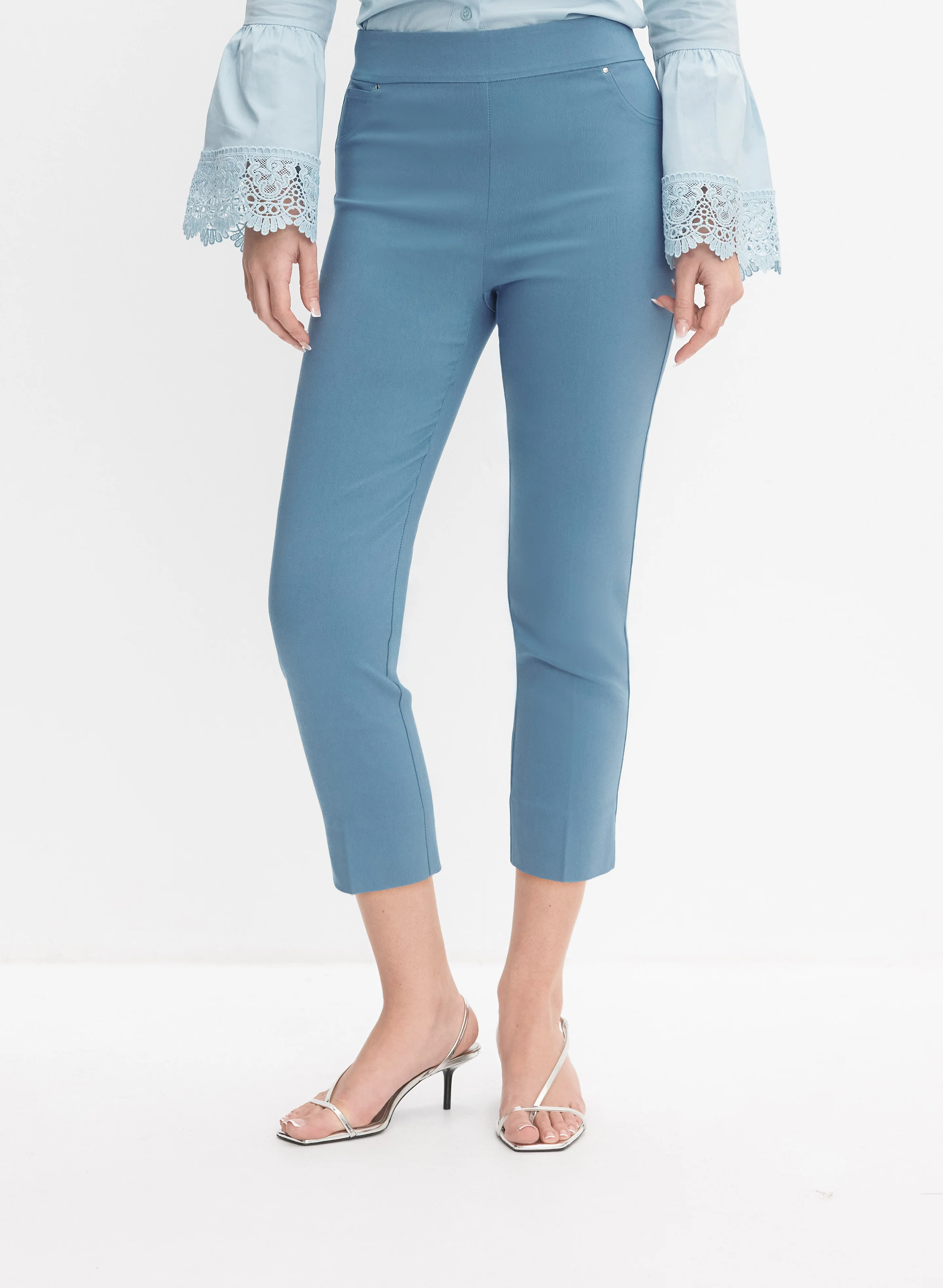 Pull-On Capris