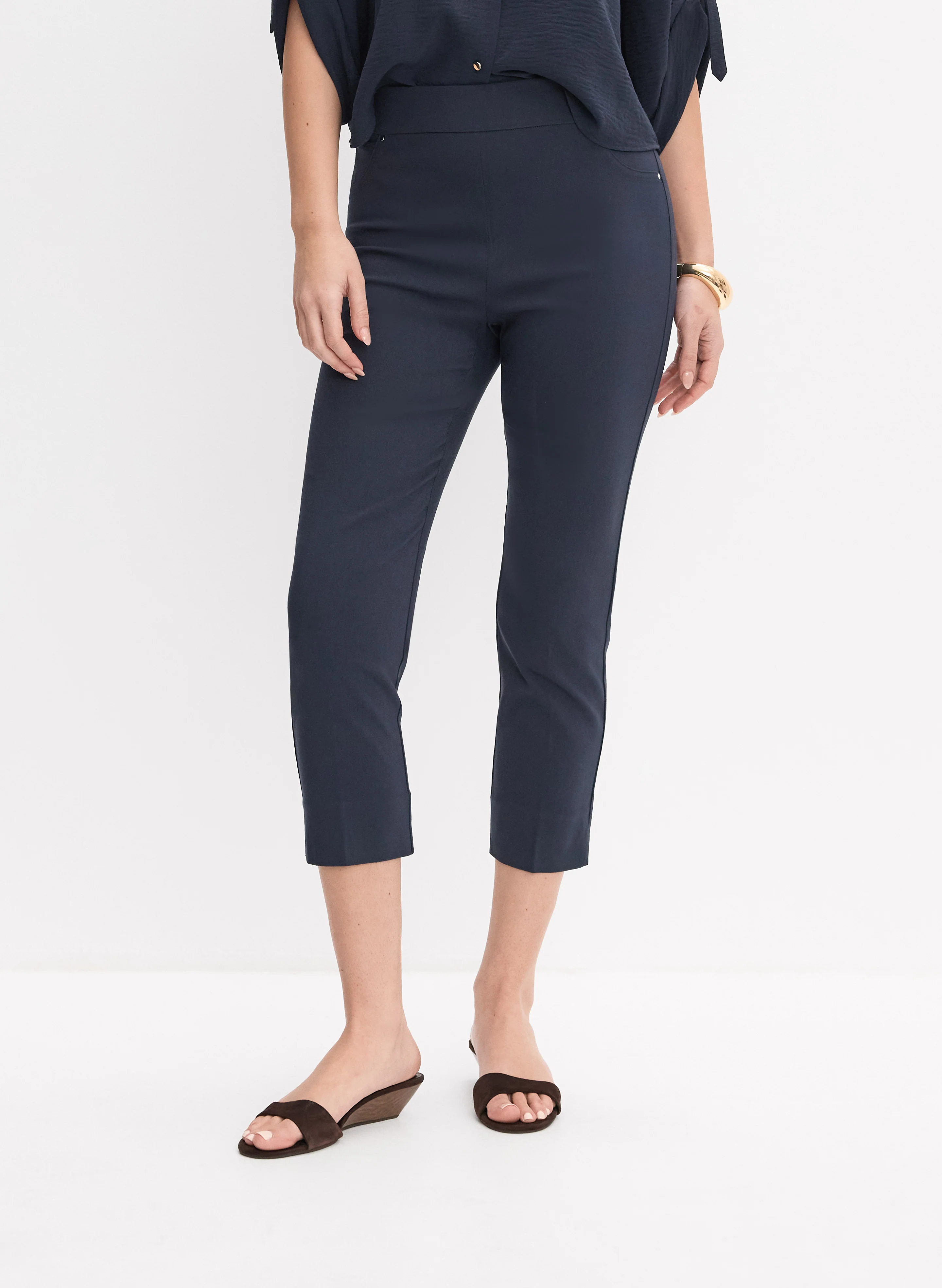 Pull-On Capris