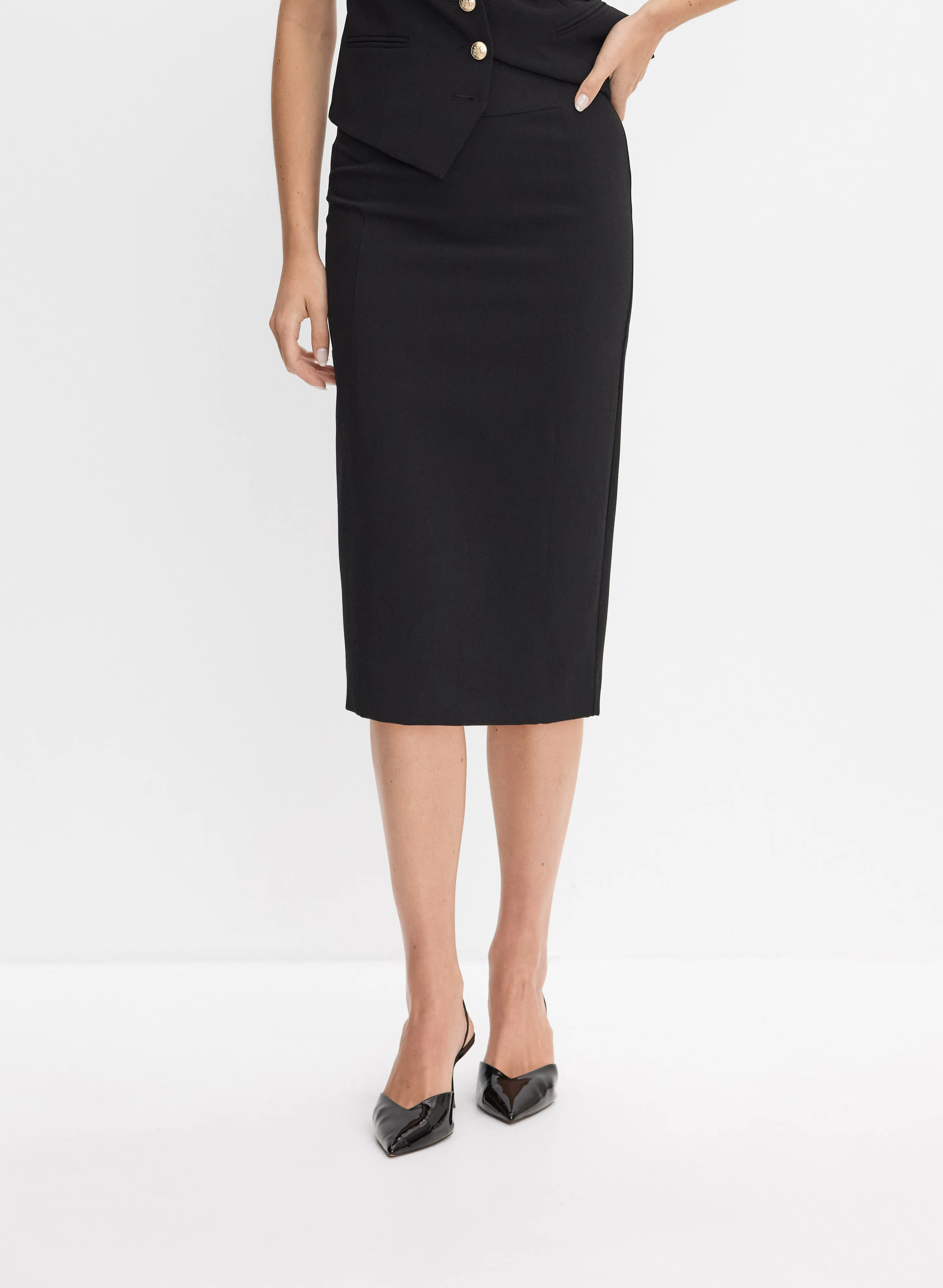 Pull-On Pencil Skirt
