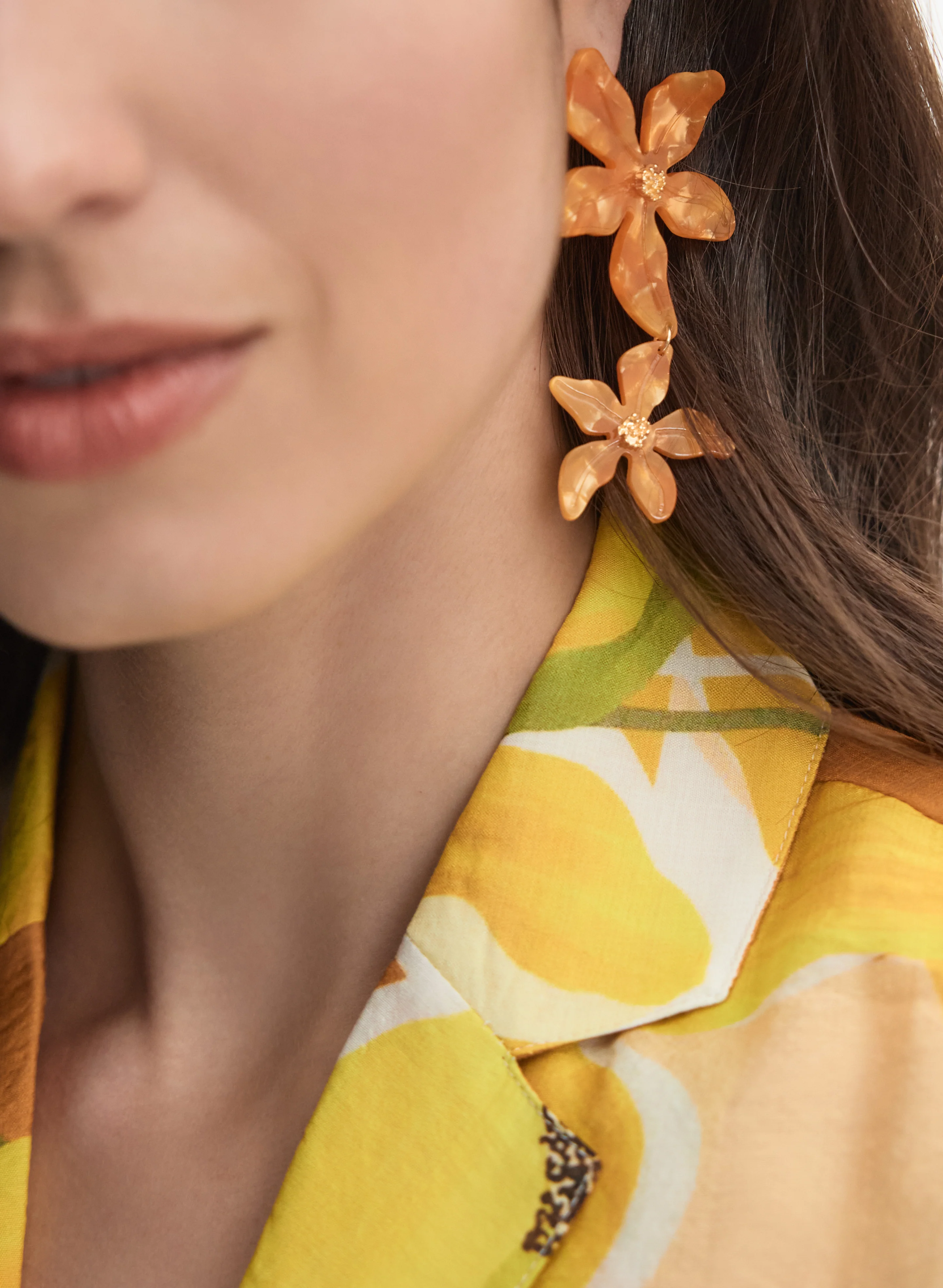 Resin Flower Earrings - Image 2