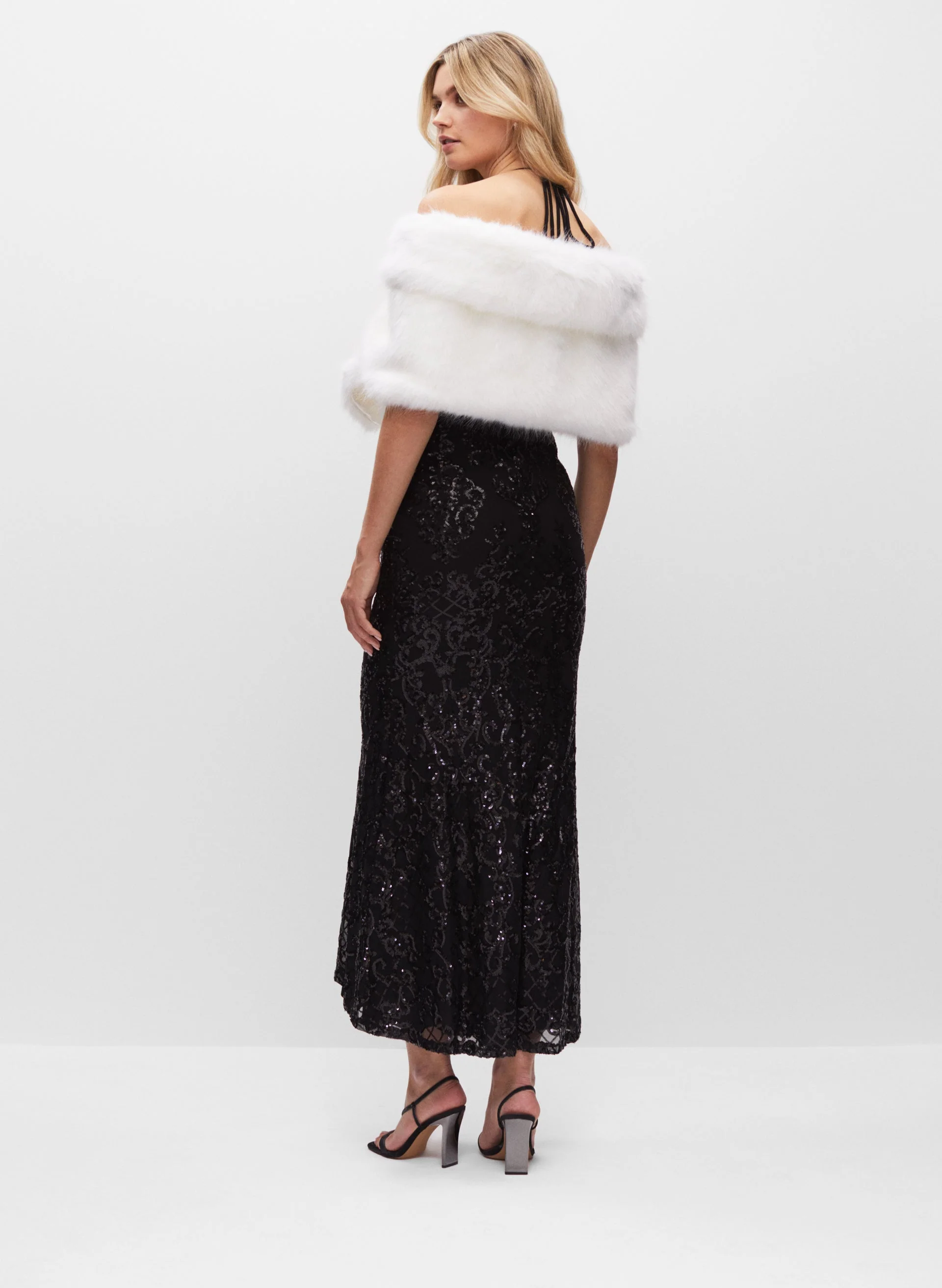 Rhinestone Clip Faux Fur Stole - Image 4