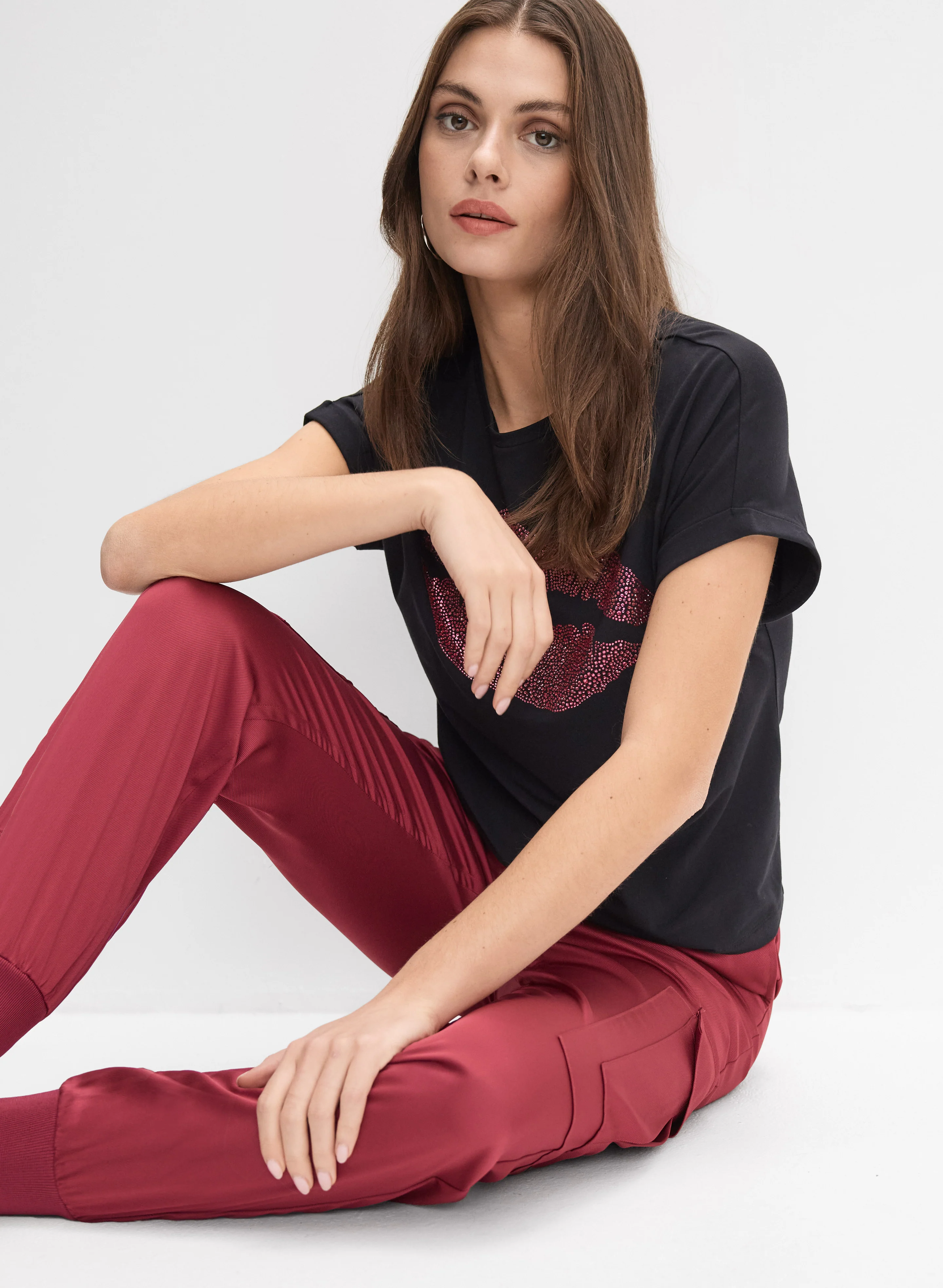 Rhinestone Lips T-Shirt - Image 8