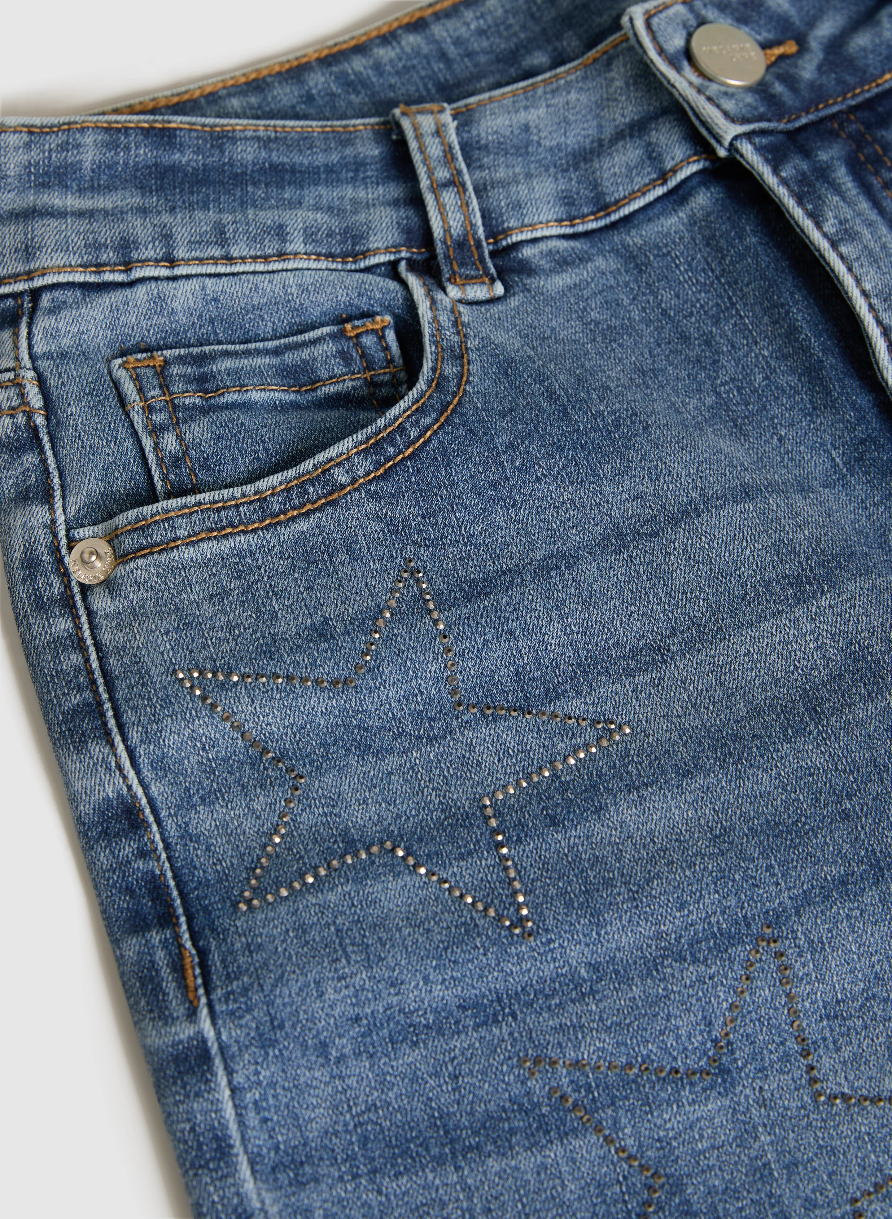 Rhinestone Star Embellished Denim Capris - Image 7