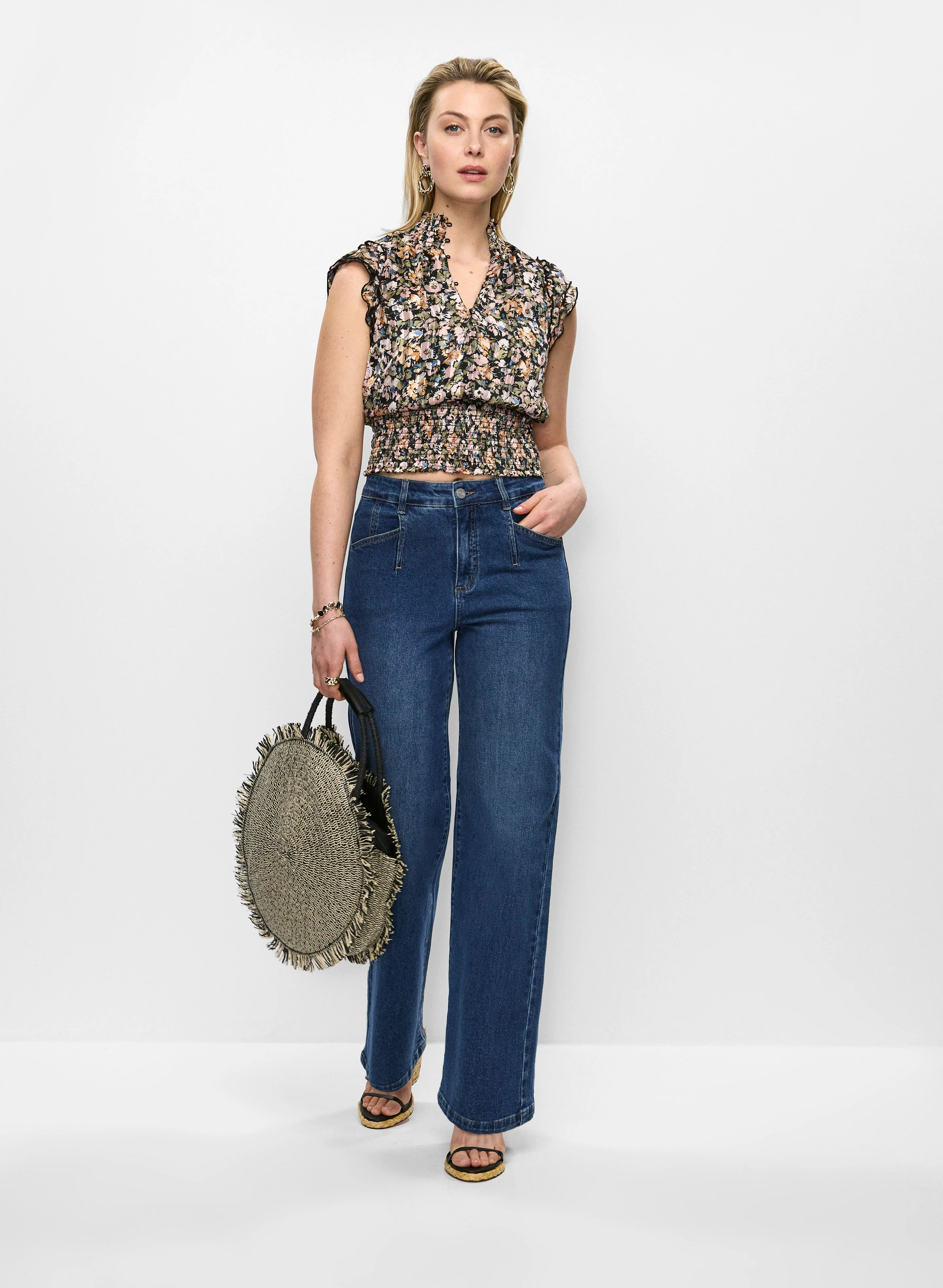 Ruched Hem Floral Blouse & Dart Waist Wide Leg Jeans