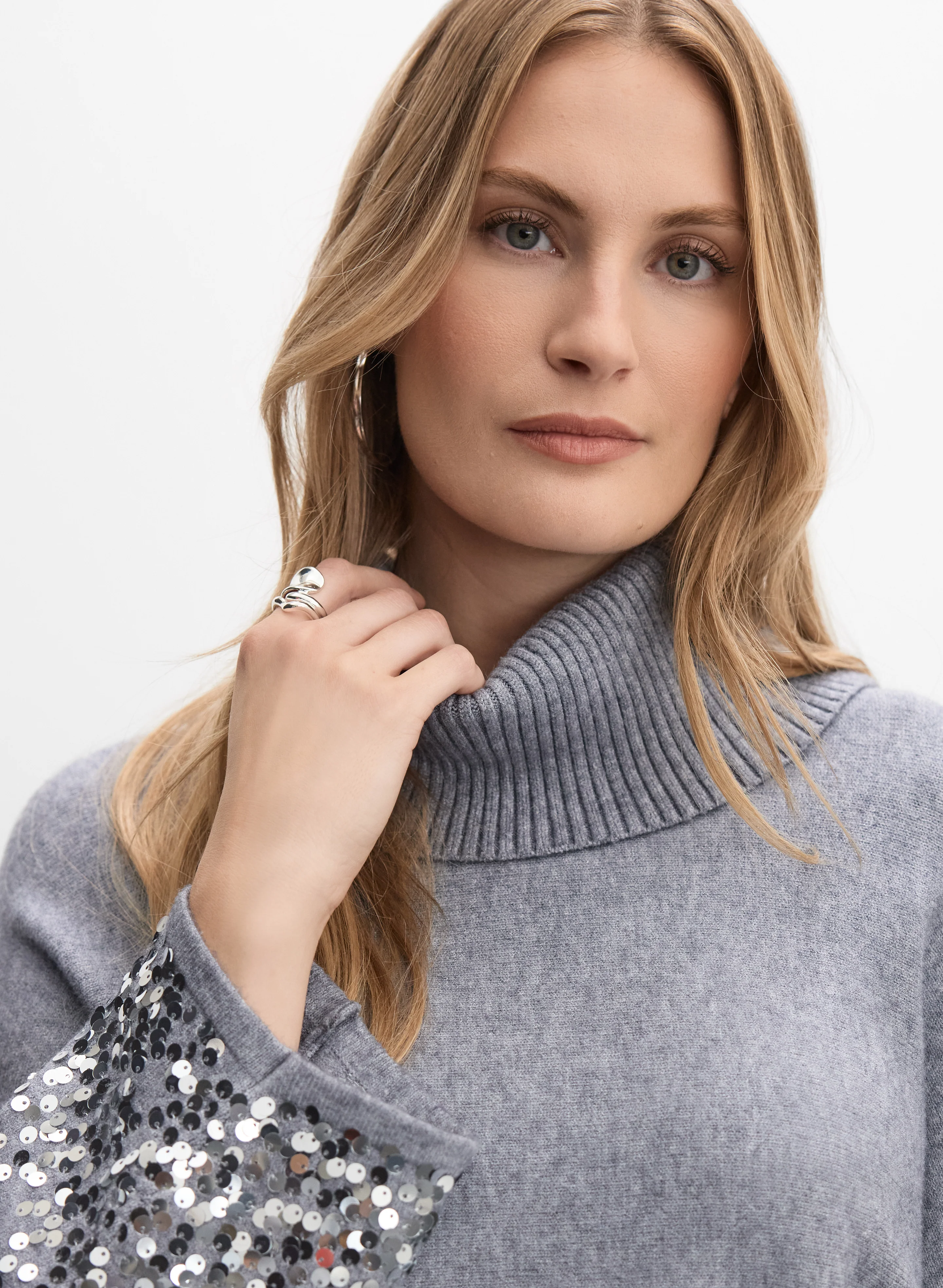Sequin Detail Pullover - Image 2