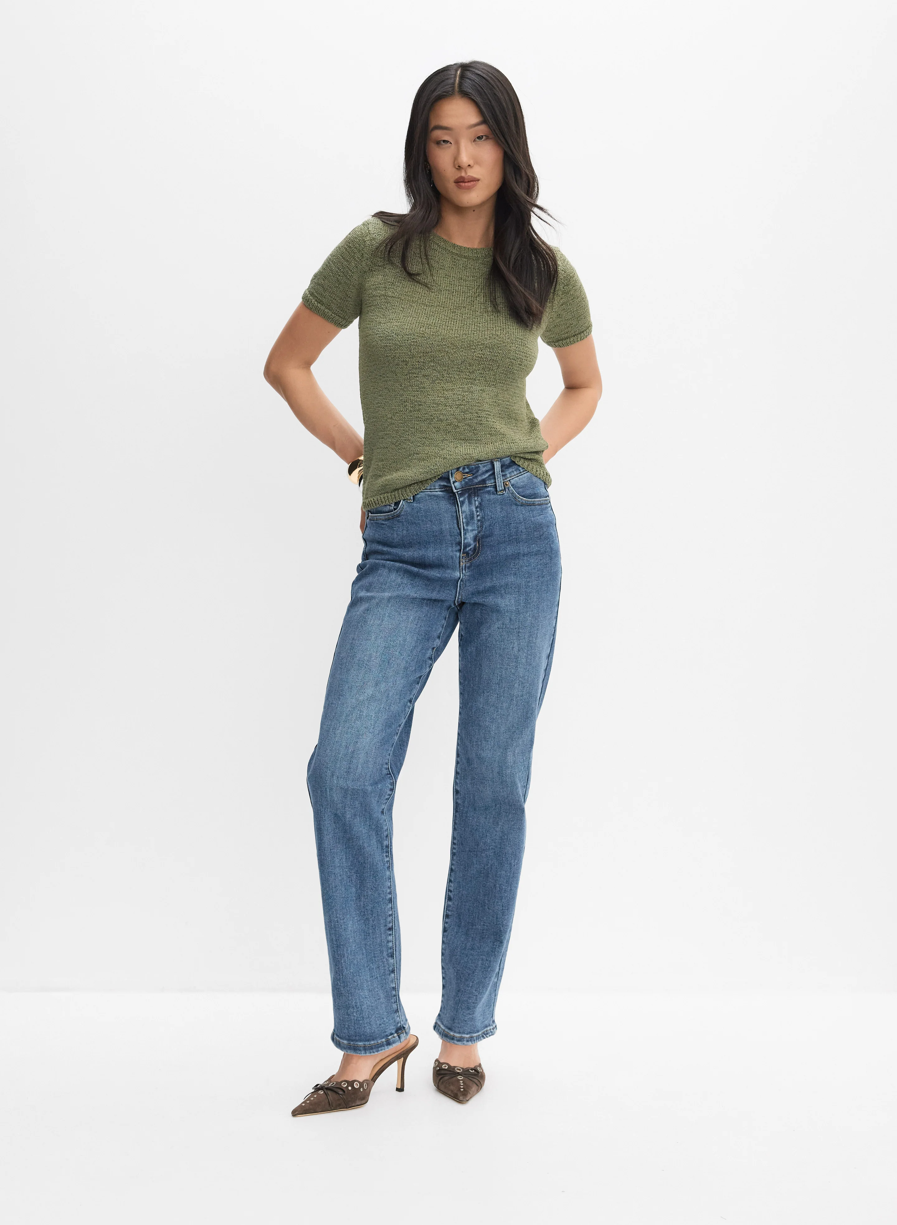 Short Sleeve Sweater - Image 3
