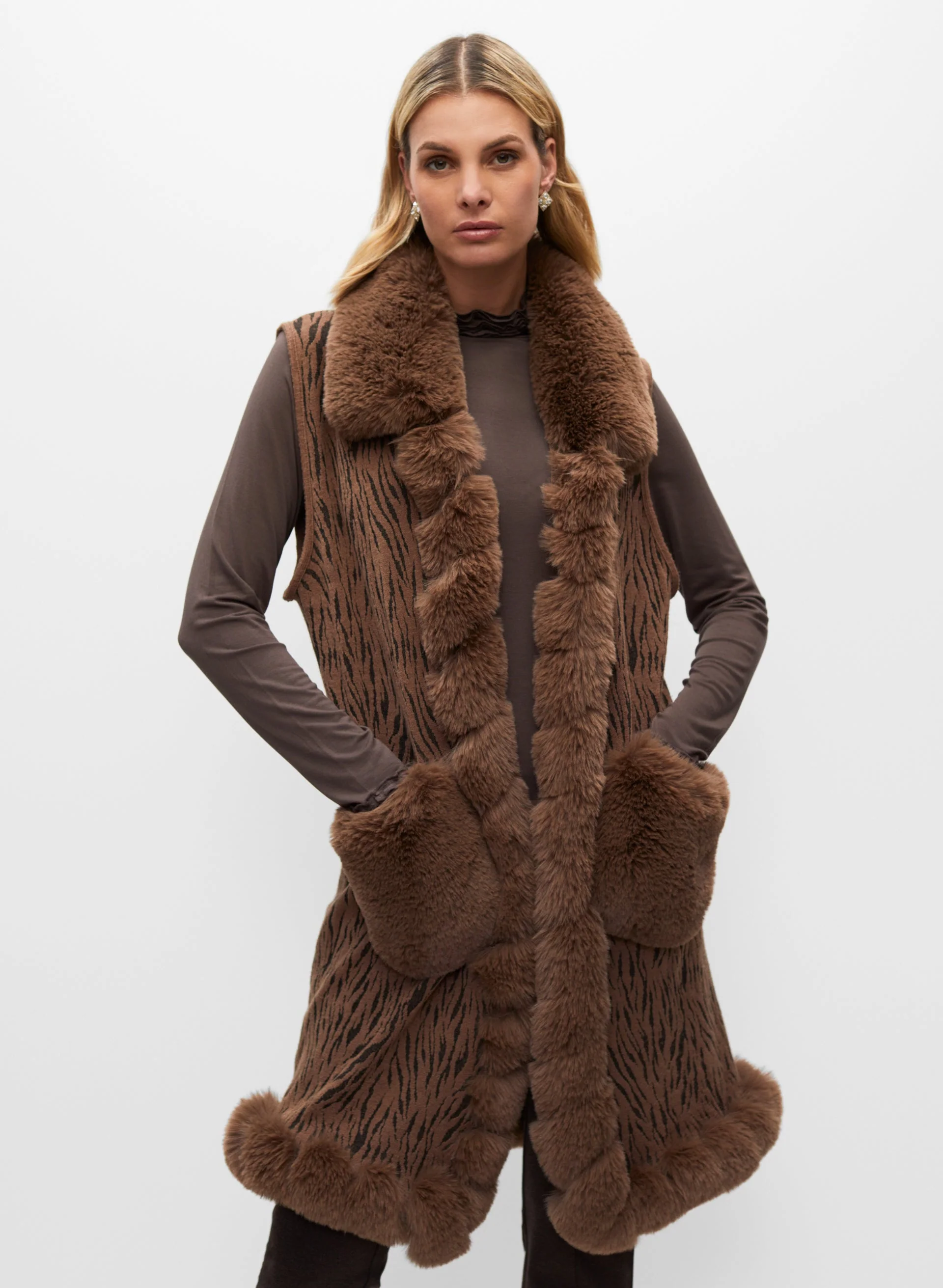 Sleeveless Faux Fur Poncho