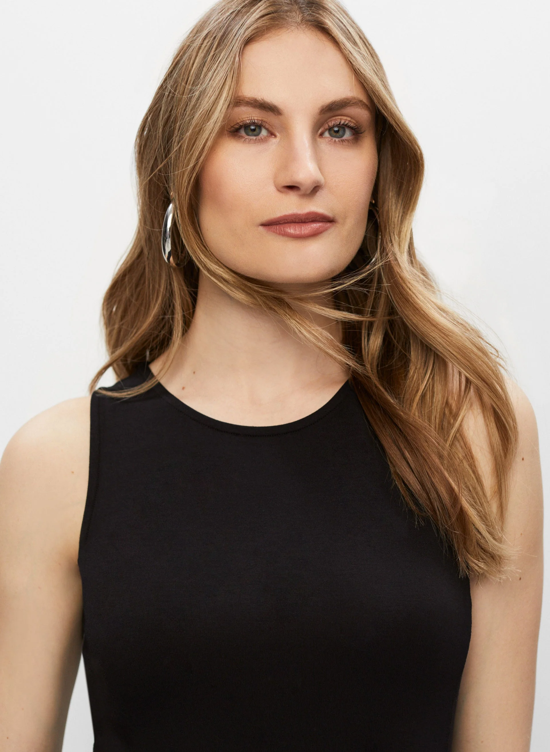 Sleeveless Fit & Flare Top - Image 3