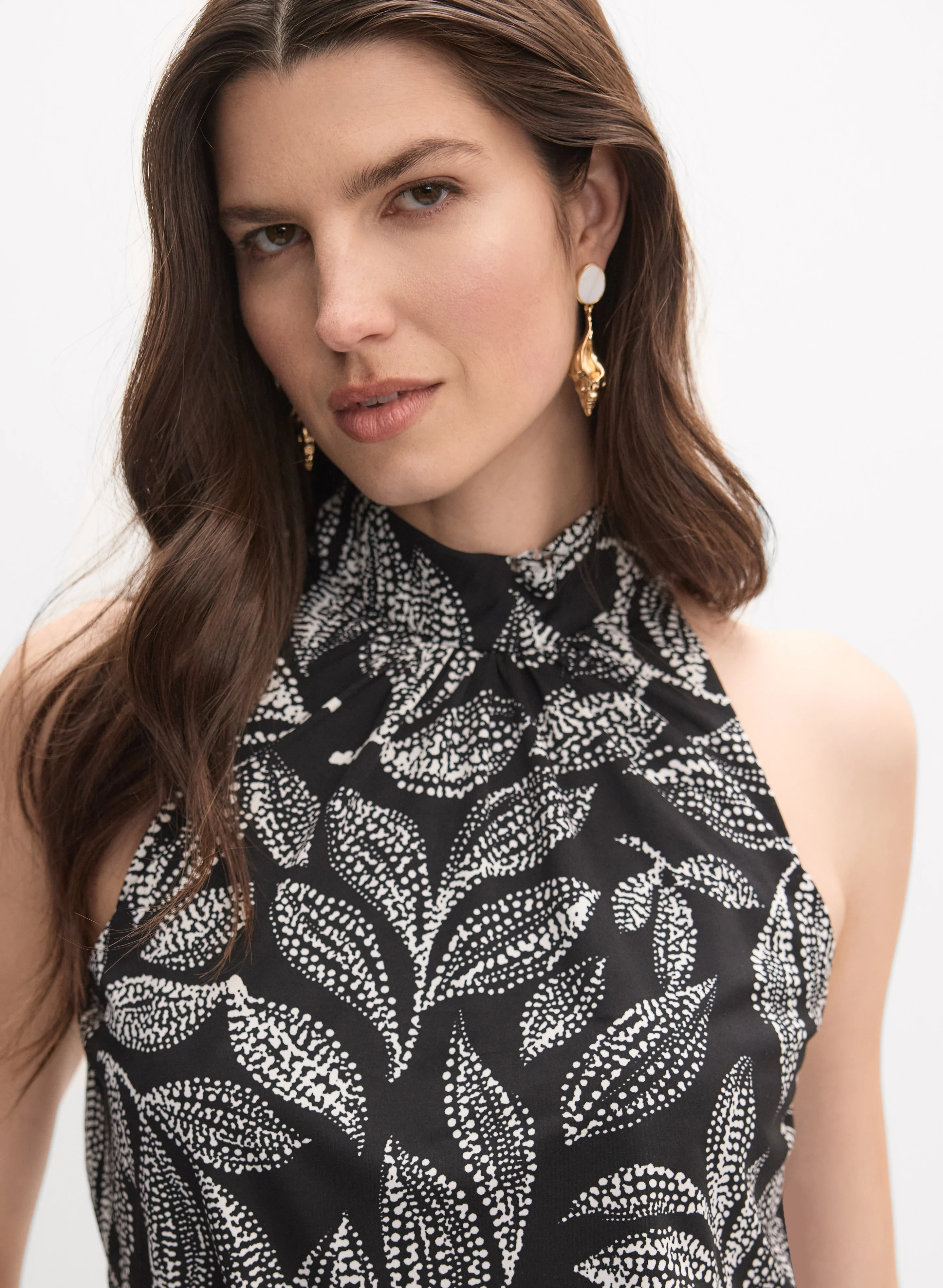 Sleeveless Leaf Print Top - Image 2