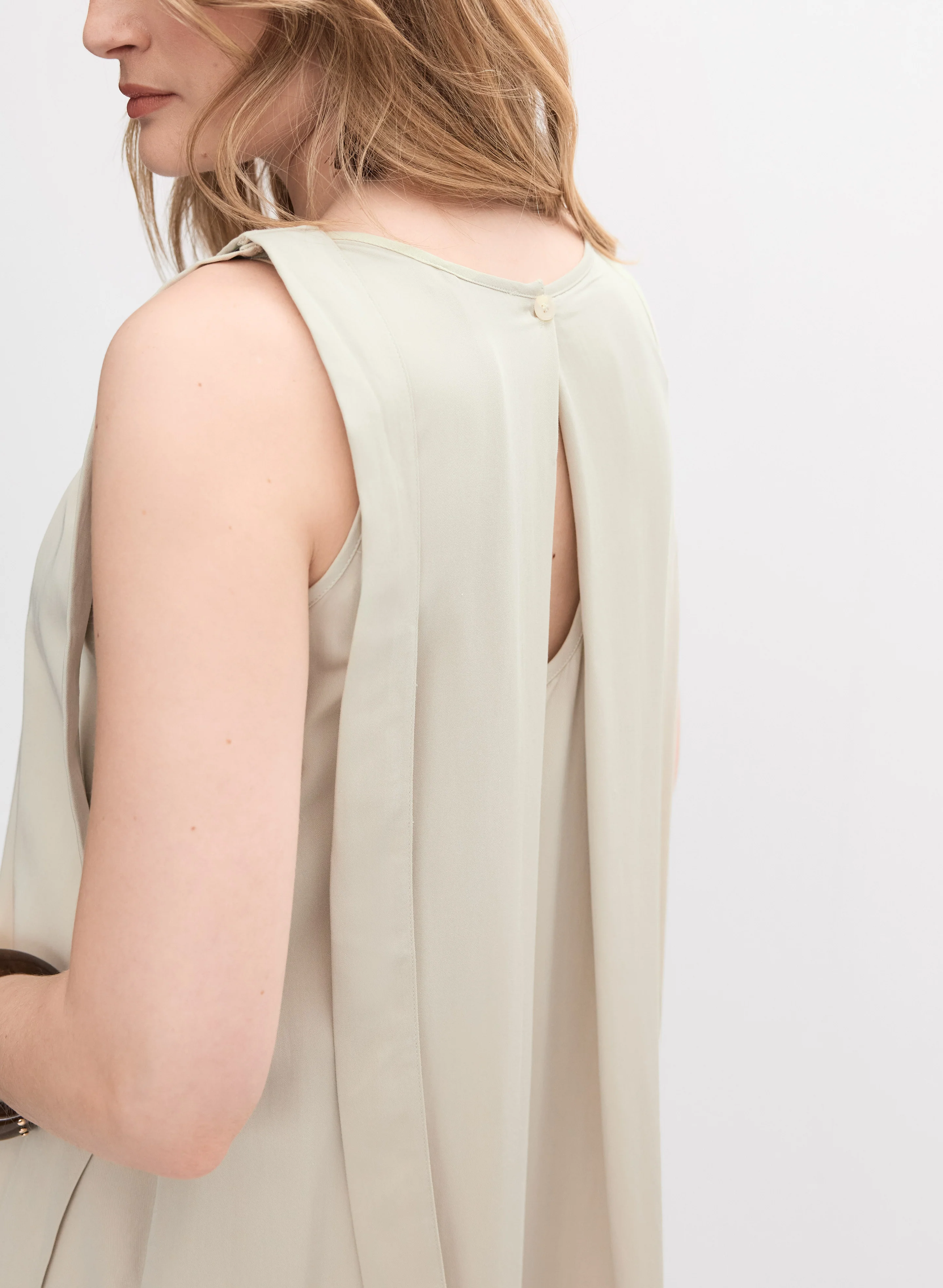 Sleeveless Midi Dress - Image 5