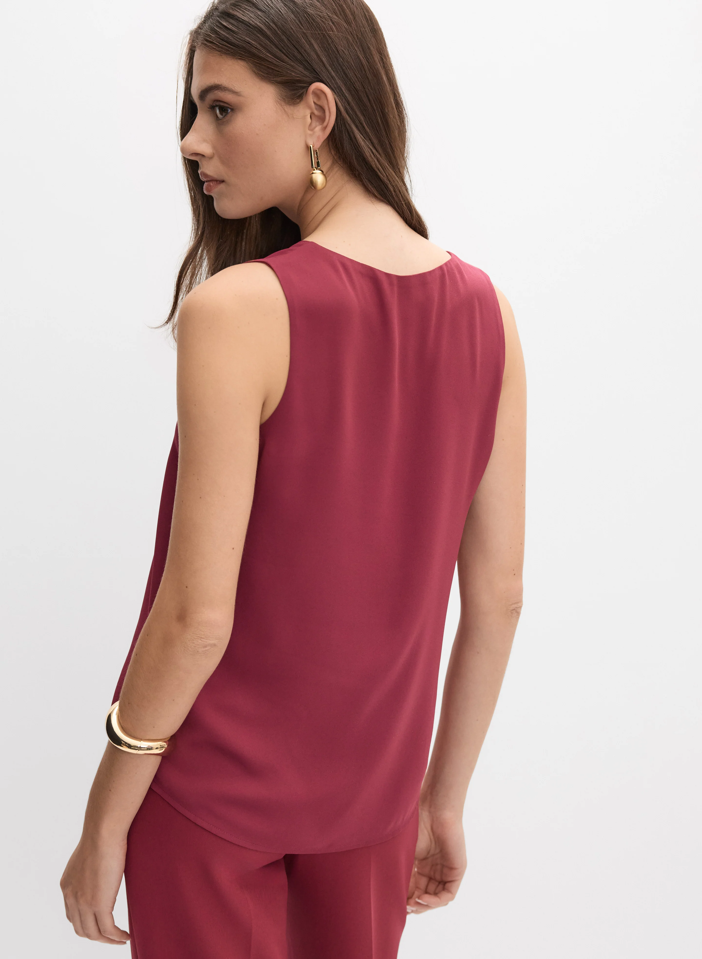 Sleeveless V-Neck Blouse - Image 4