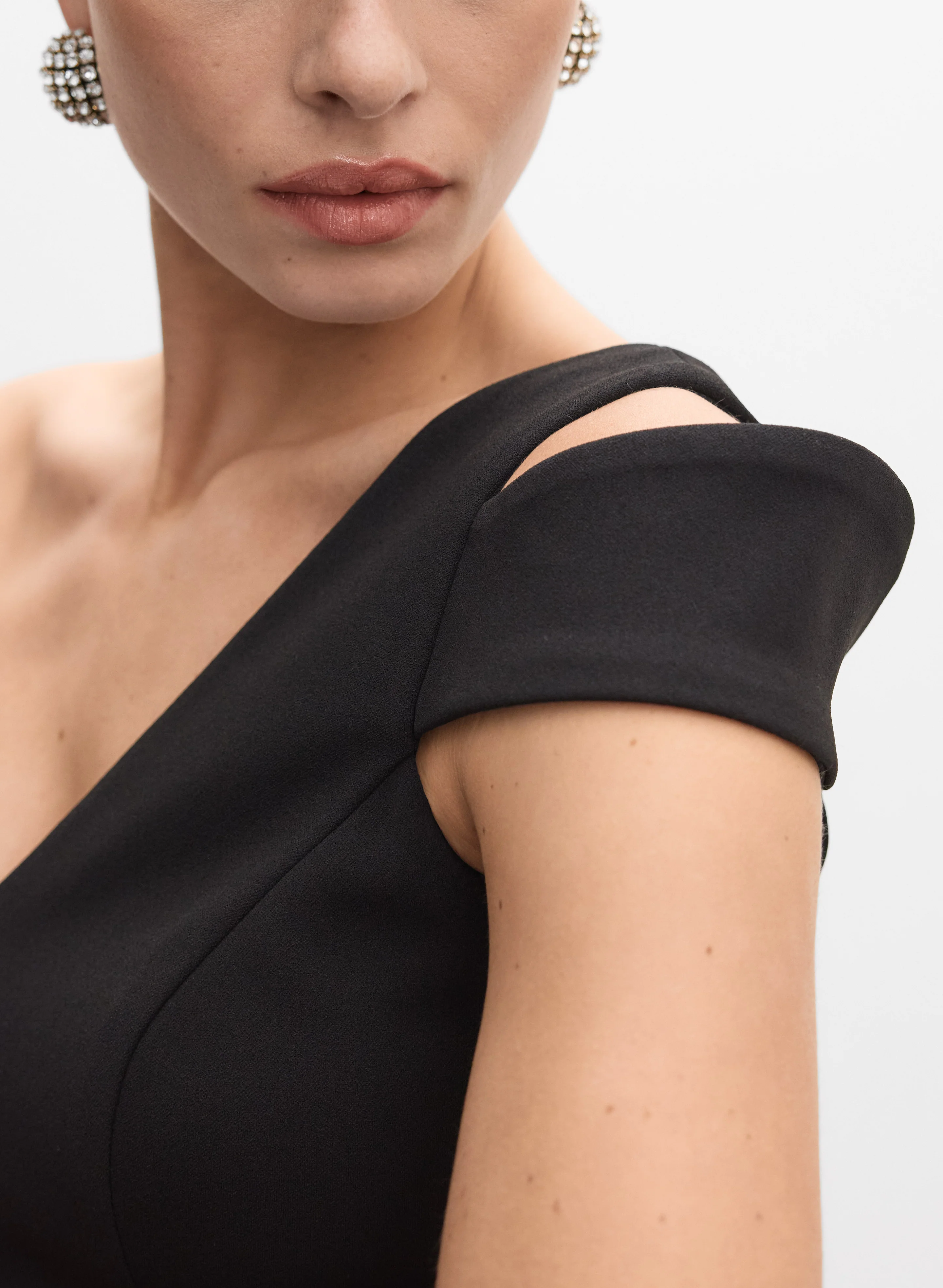 Fitted Single-Shoulder Dress - Image 3