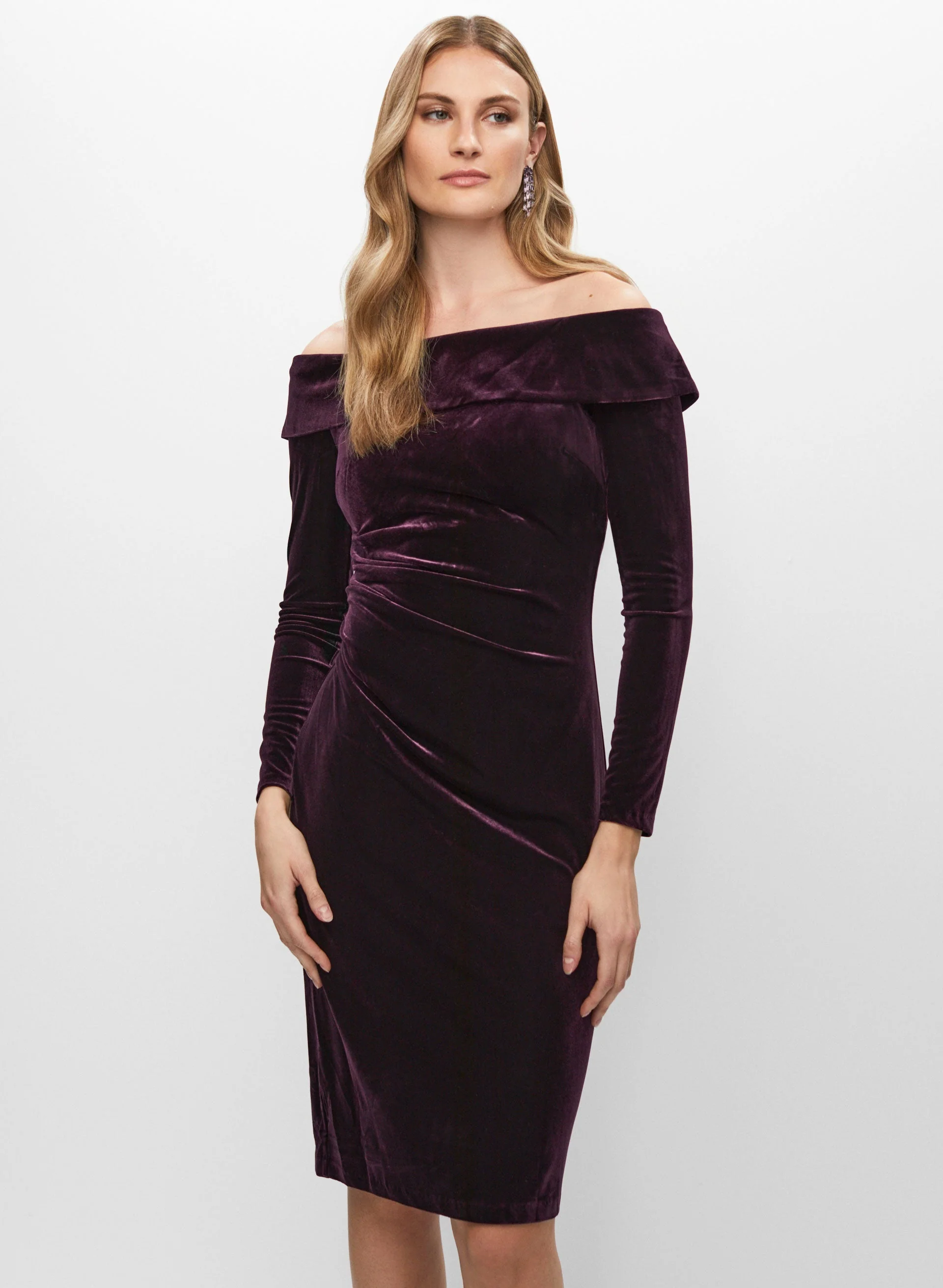 Stretch Velvet Off-the-Shoulder Dress - Image 4