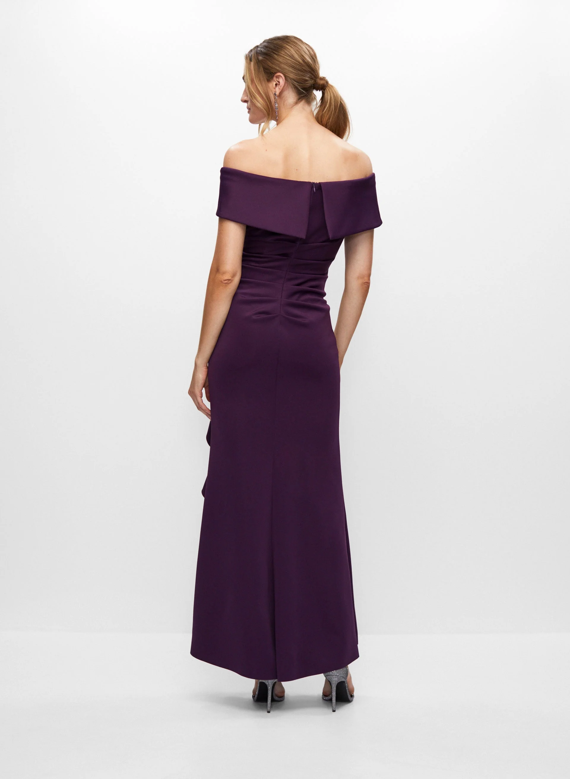 Sweetheart Neck Ruffle Dress - Image 4