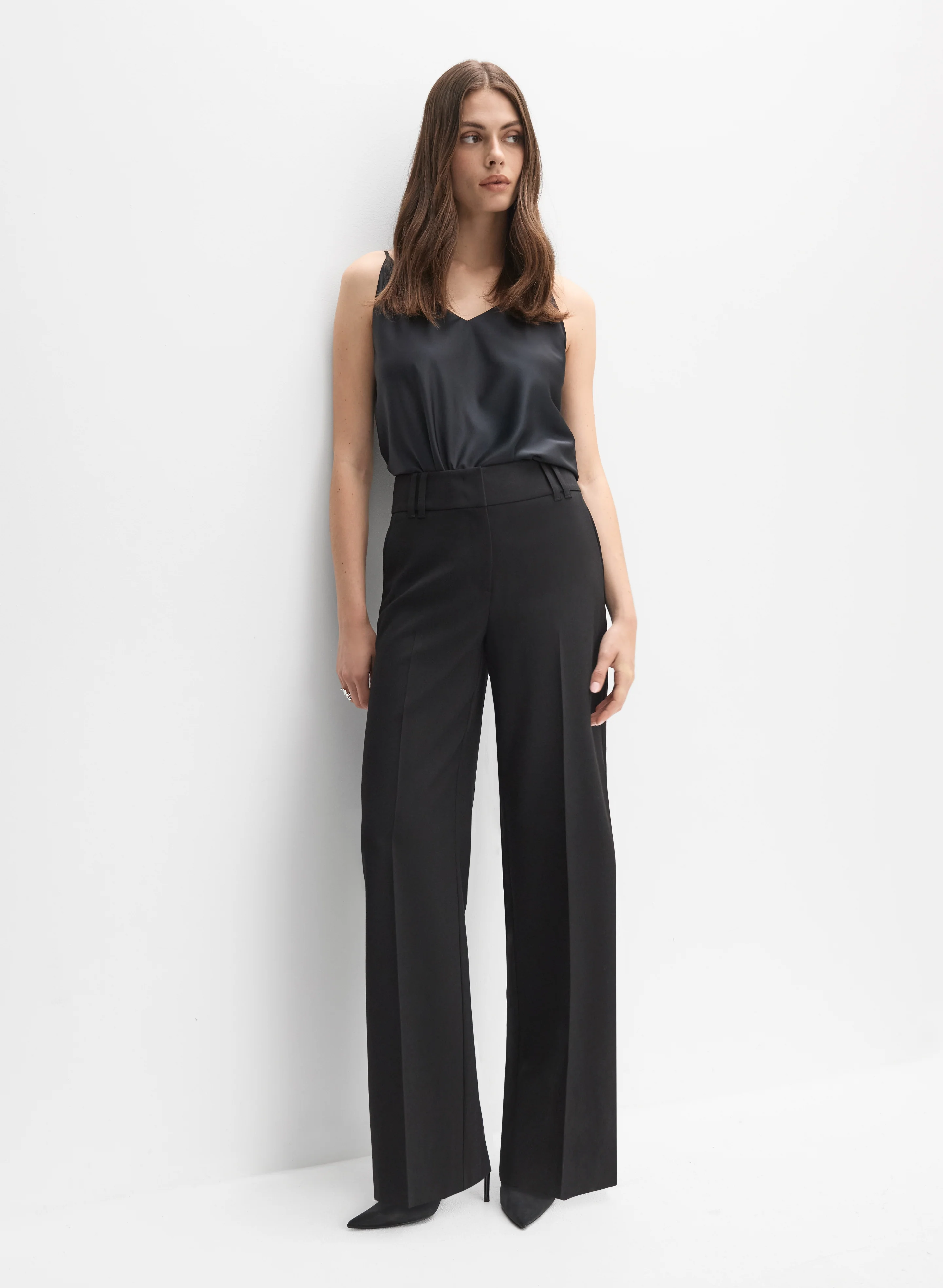 The Wide Leg